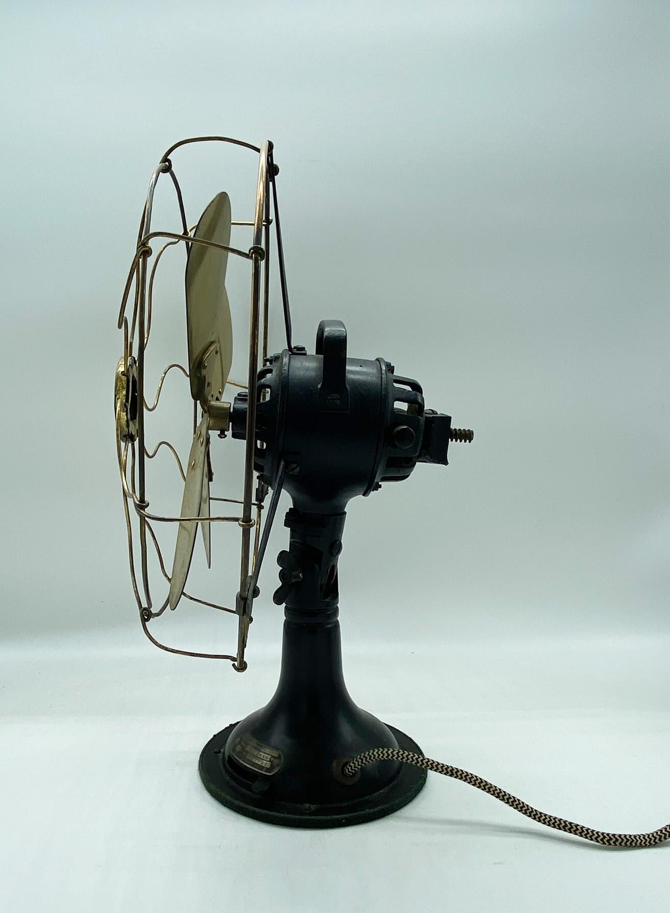 Early 20th Century Mechanical Fan Mod.NOVU2 Design Peter Beheren for A&G, 1910