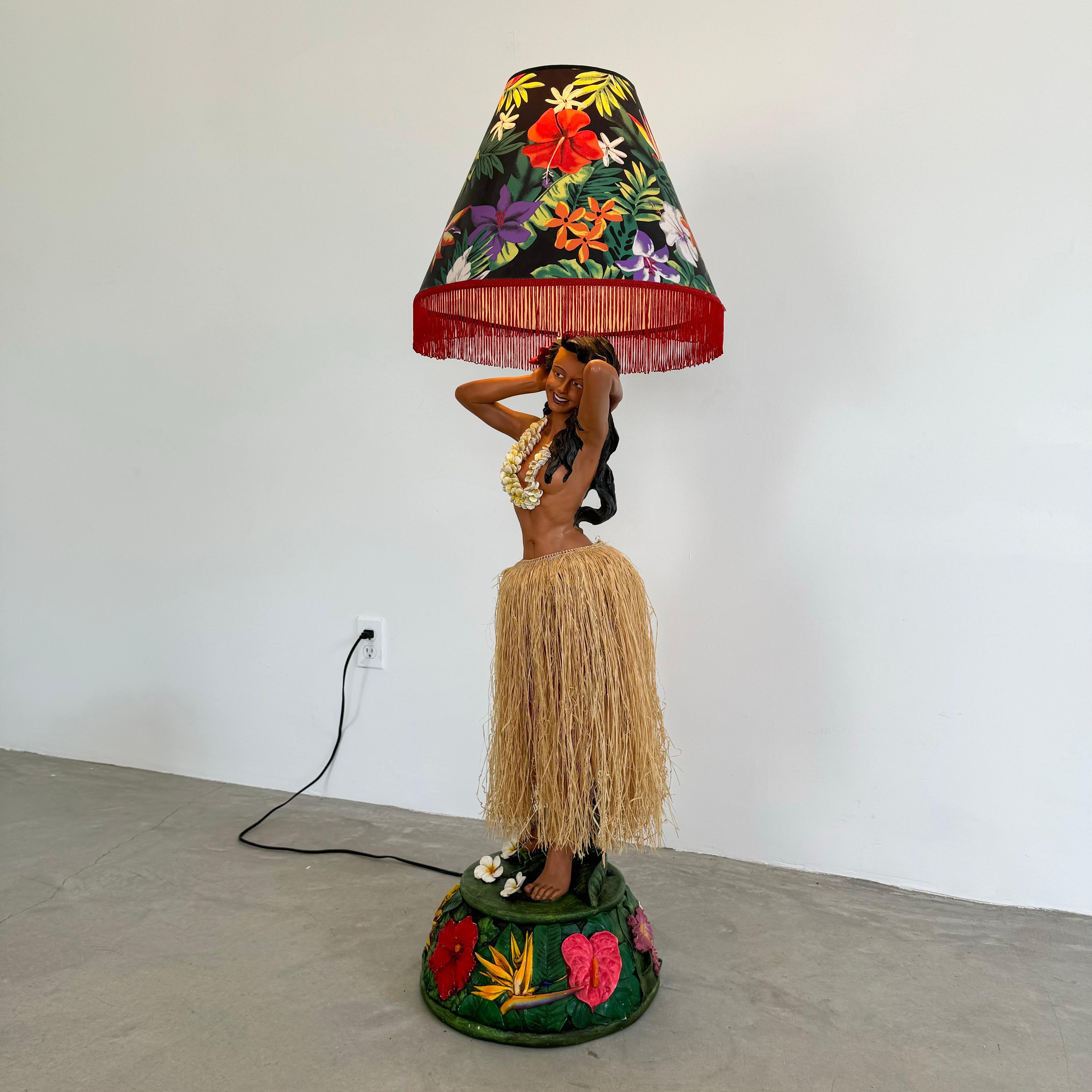 Straw Mechanical Hula Girl Floor Lamp, 1970s Hawaii For Sale