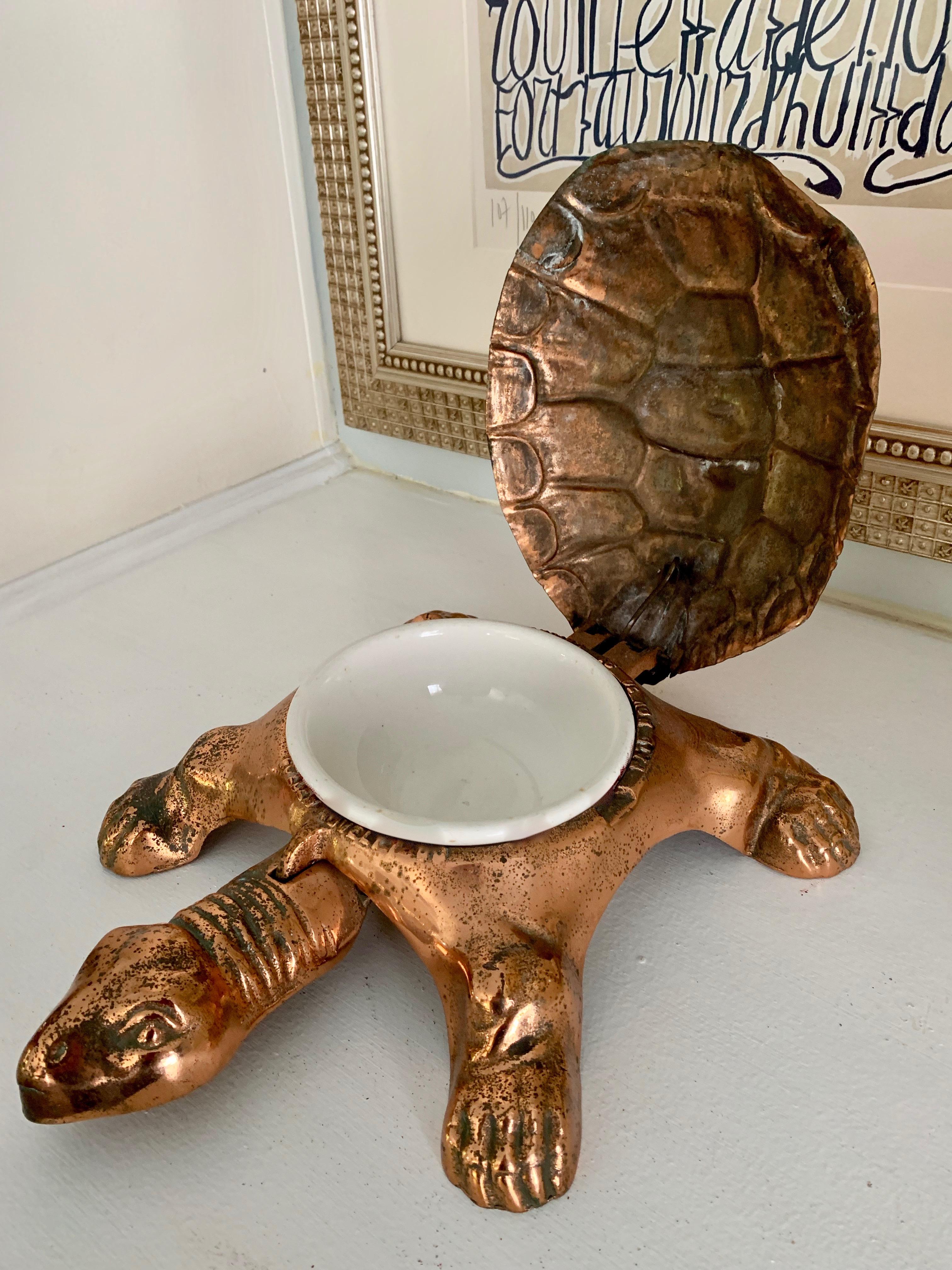 Mechanical Turtle Pet Dish Spittoon In Good Condition In Los Angeles, CA