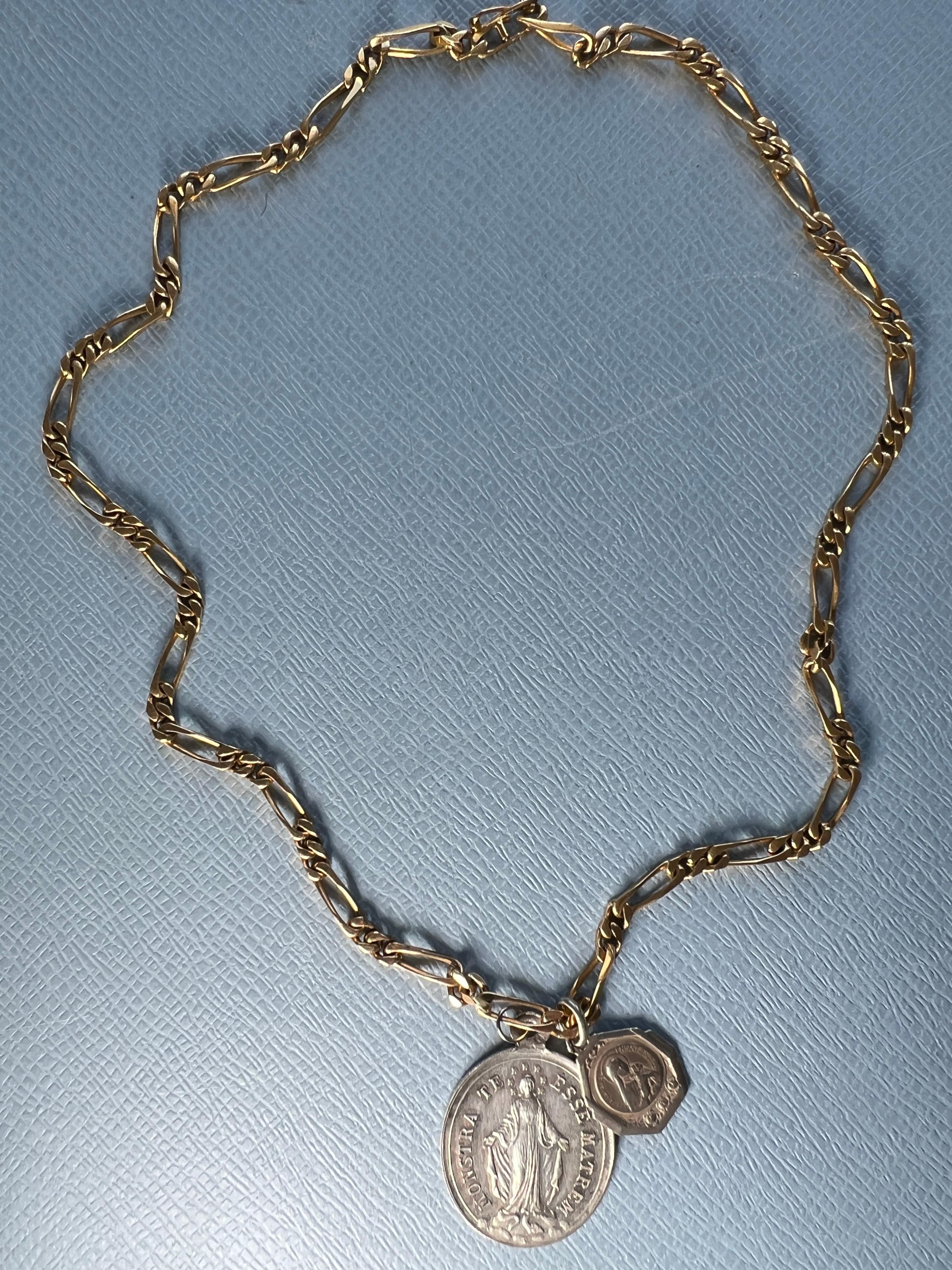 Mother Medal Chain Necklace Vintage Religious

Length: 20 inches

Two French Vintage Medals from Paris
Material: Solid Silver Medals, Gold Plate Chain 

Monstra Te Esse Matrem – Show Thyself as Mother
This vintage French religious medal, crafted in