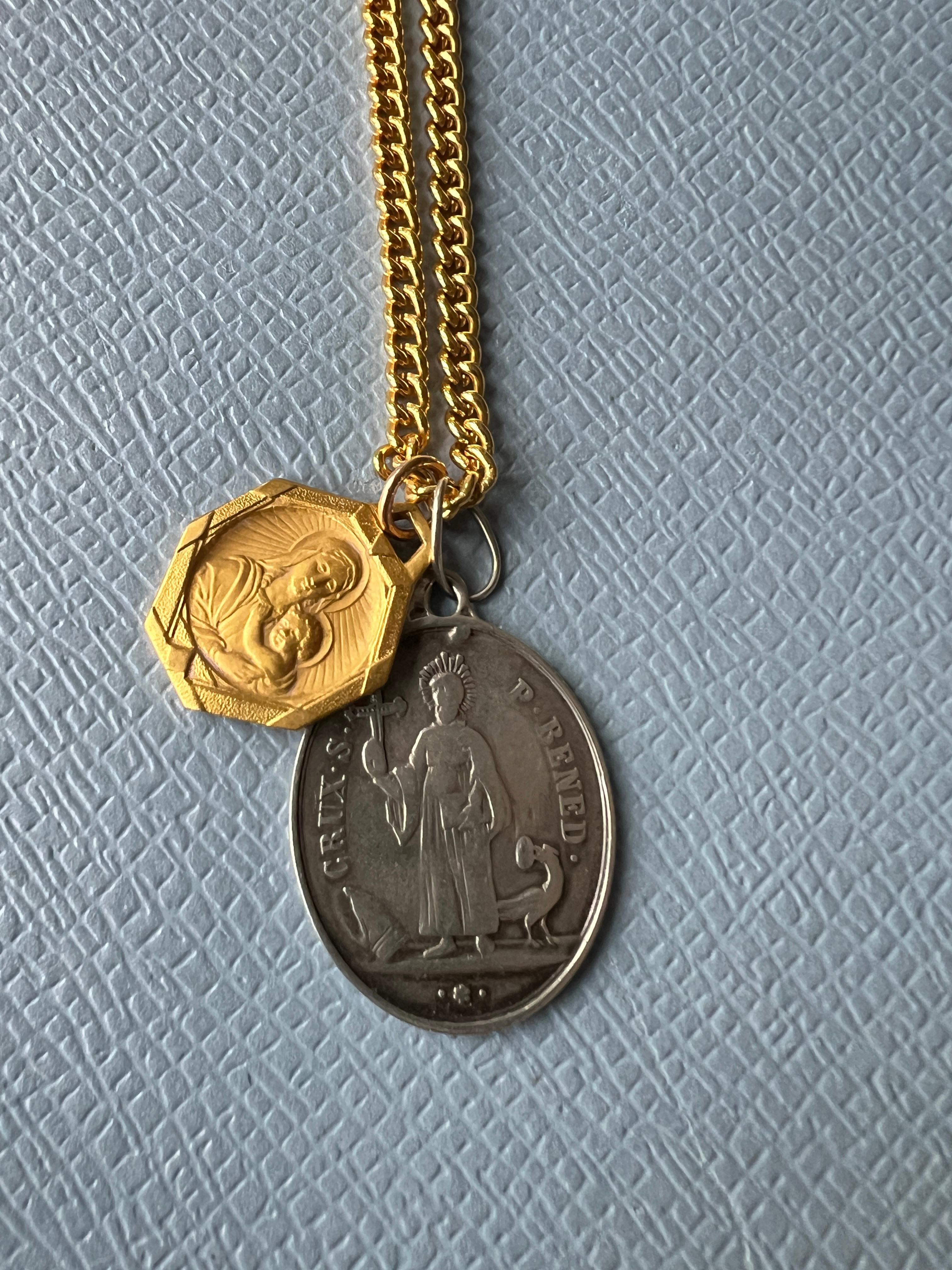 Medal Chain Necklace Vintage Virgin Mary Dauphin In New Condition In Los Angeles, CA
