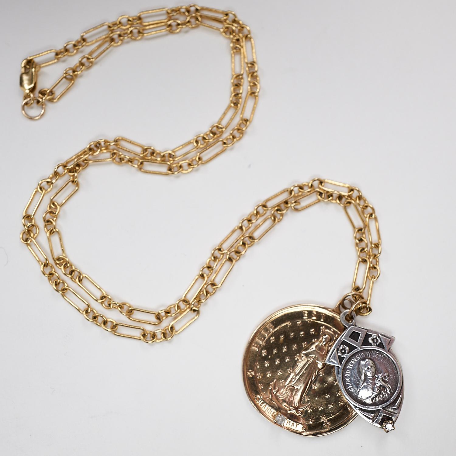 Medal Coin Necklace White Diamond Chain Pendant Virgin Mary J Dauphin In New Condition For Sale In Los Angeles, CA