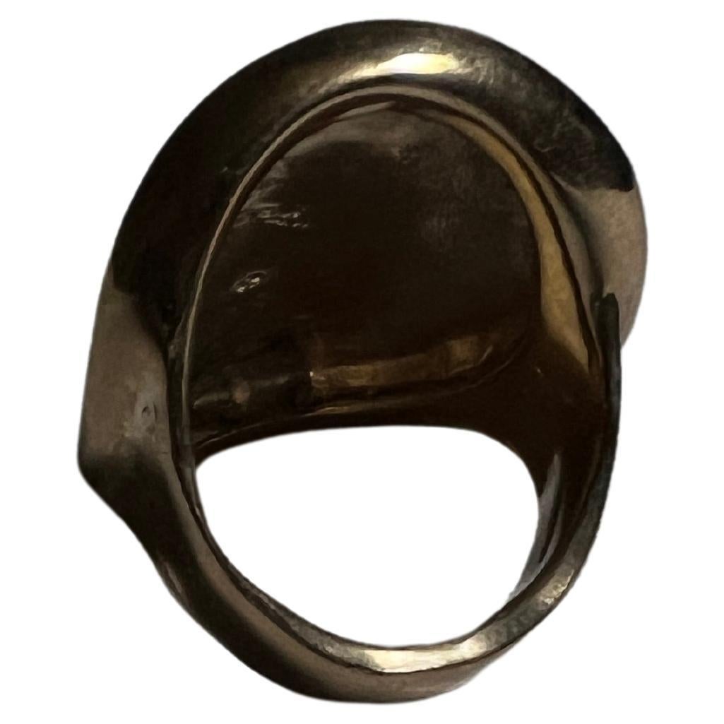 Medal Coin Ring Woman with mask Ruby In New Condition For Sale In Los Angeles, CA