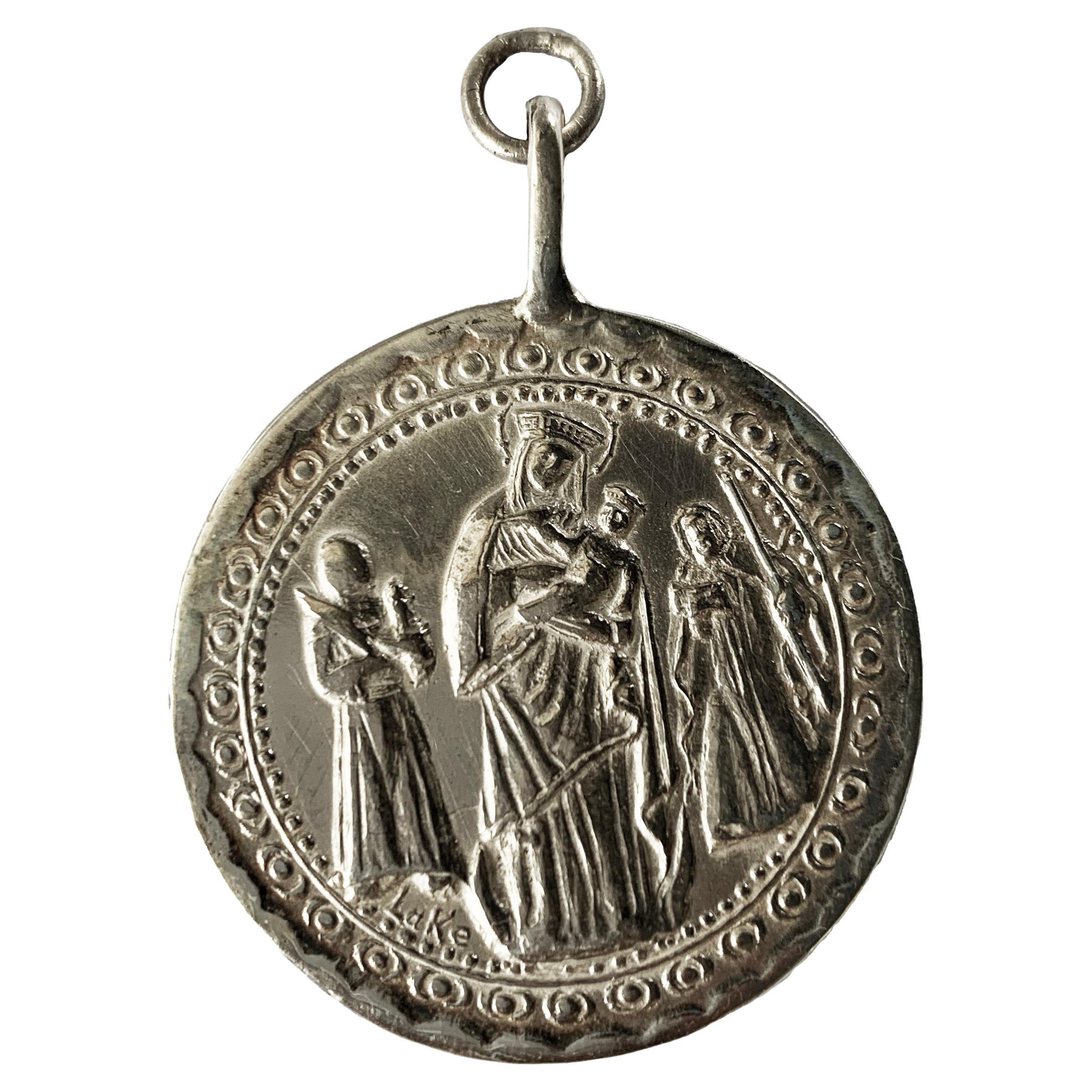  Miraculous Medal of the Virgin of Chiquinquirá For Sale