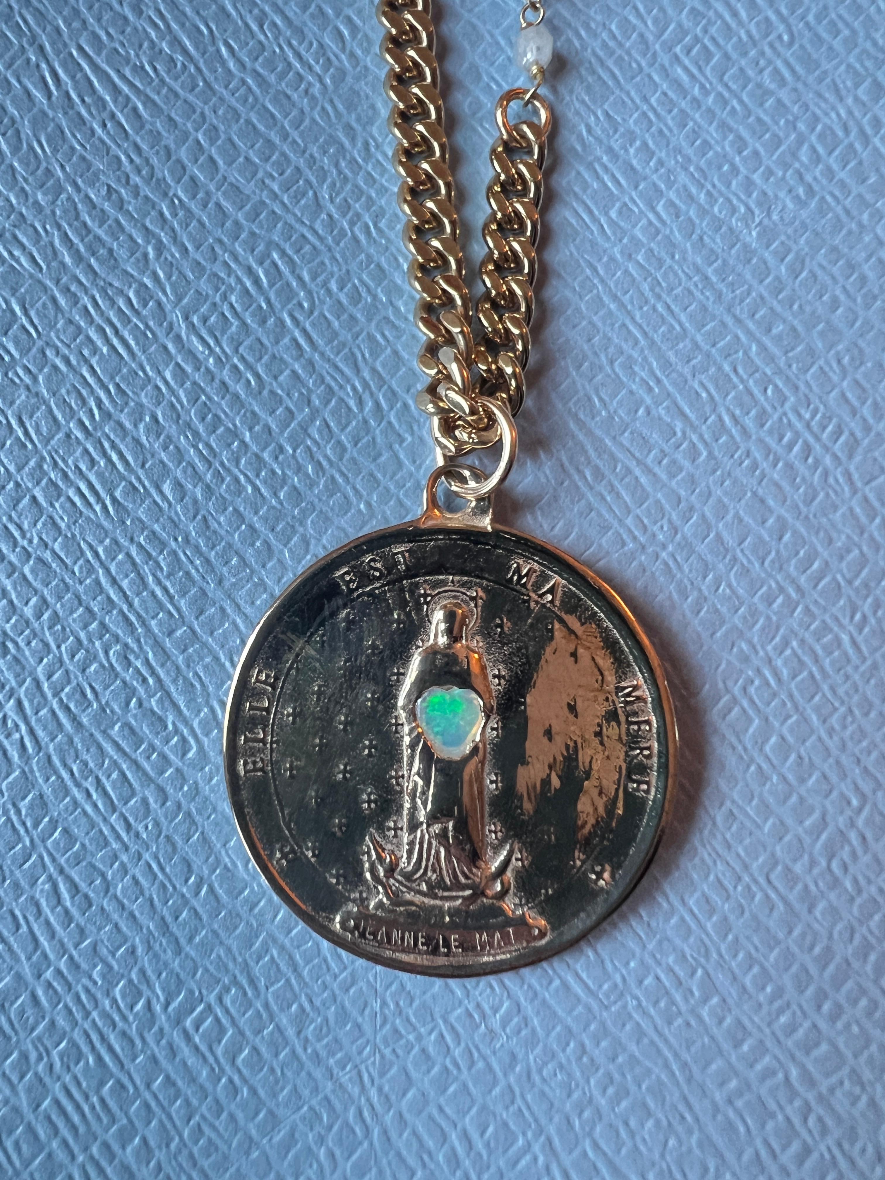 Opal Medal Necklace Chain Pearl Rosario In New Condition For Sale In Los Angeles, CA