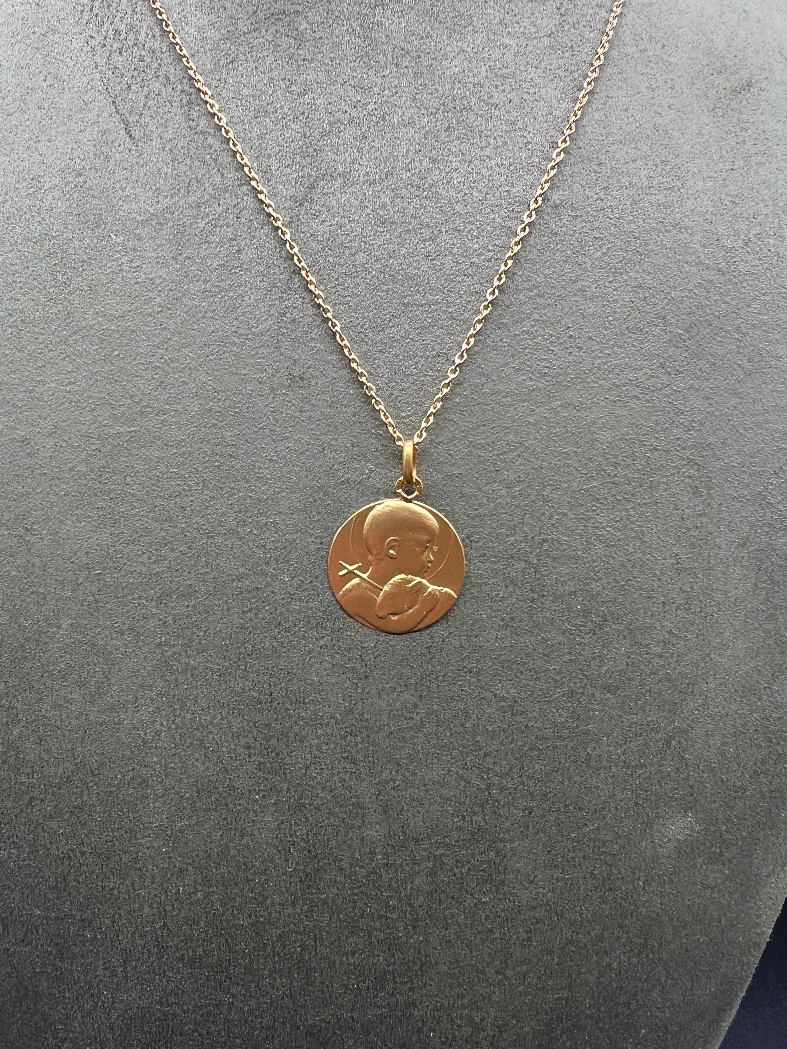 Pendentif médaille Saint Jean Baptise en or jaune Unisexe en vente