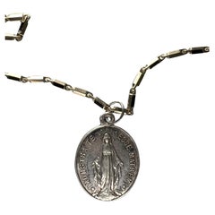 Medal Virgin Mary Chain Necklace