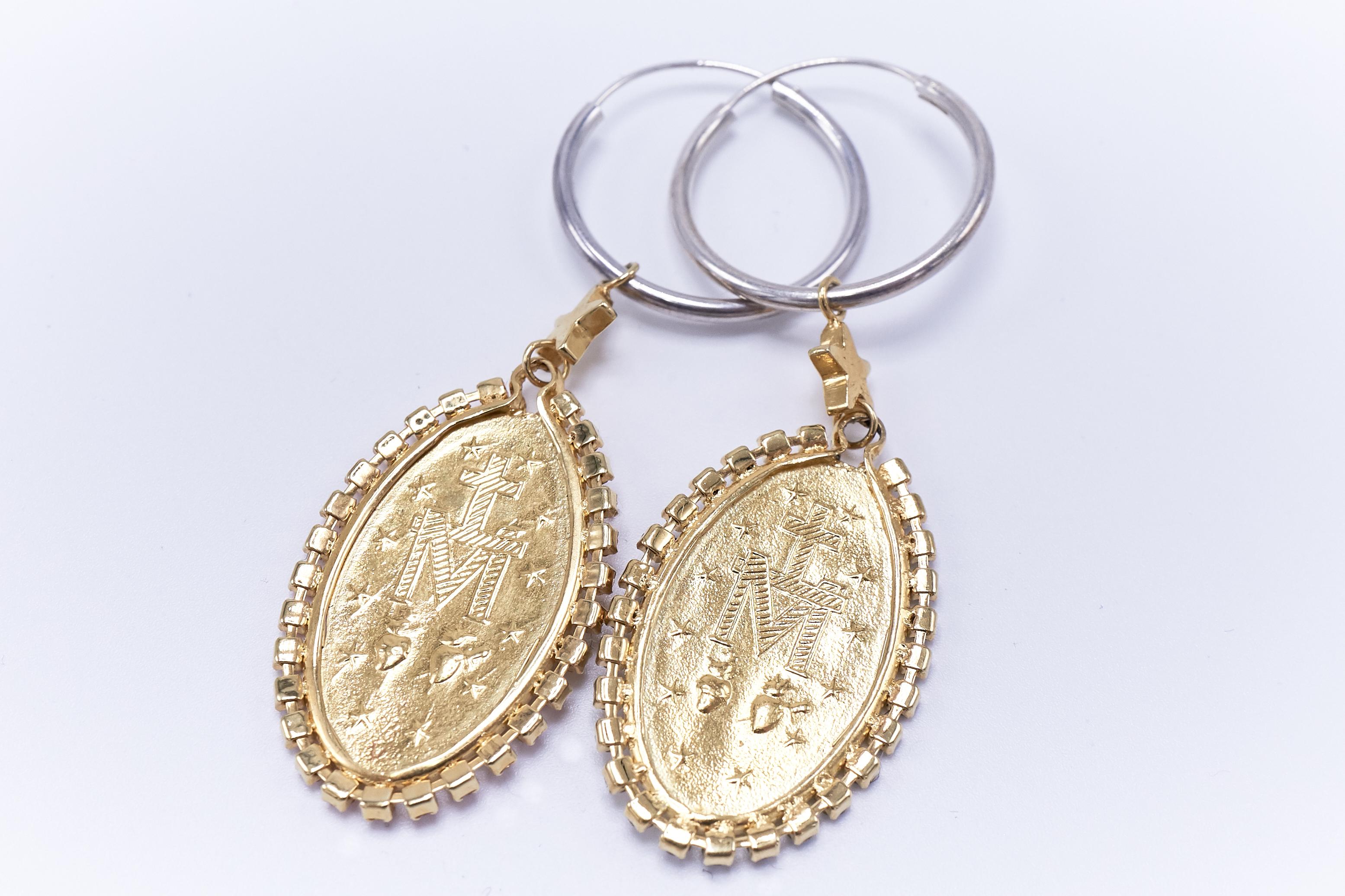 De las mujeres Pendientes Medalla Virgen María Pedrería Rosa Celeste J DAUPHIN en venta