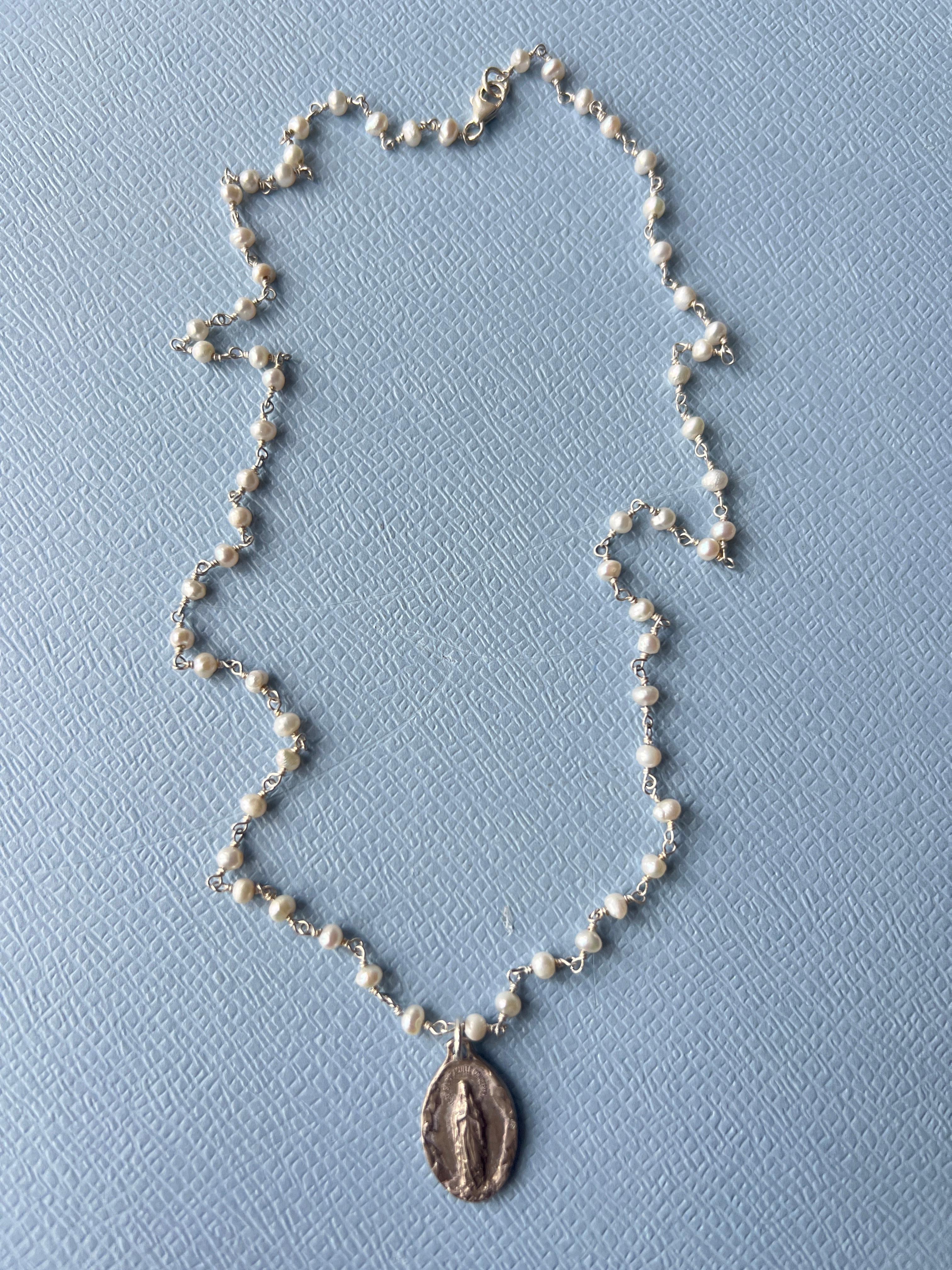 Medal Virgin Mary Necklace  Rosario White Pearl French Vintage  J Dauphin In New Condition In Los Angeles, CA