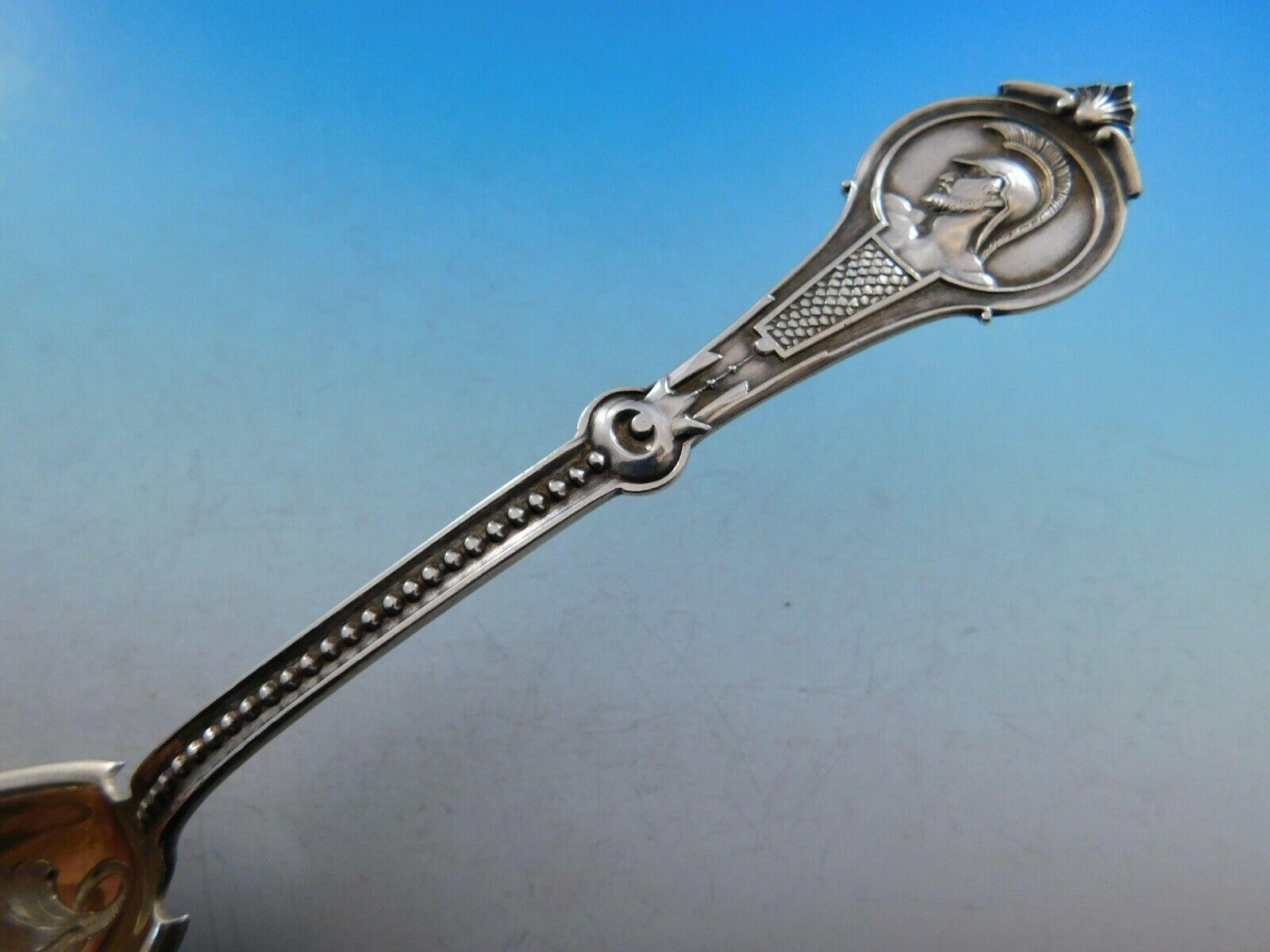 Medallion aka Warrior by Wood & Hughes Sterling Silver Berry Spoon GW Flowers In Excellent Condition In Big Bend, WI