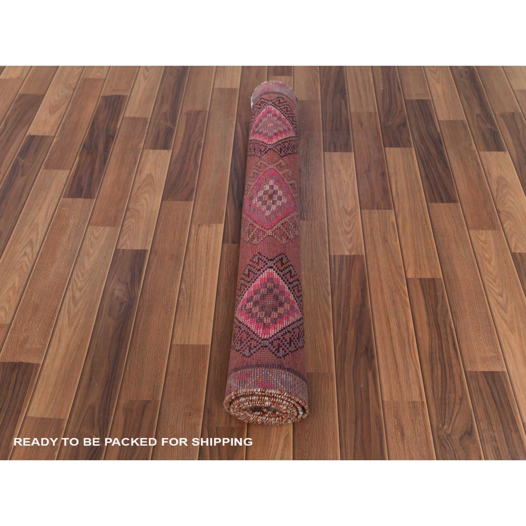 Annodato a mano Medaglione All-Over Design Colorato, il Tramonto Persiano Shiraz Runner fatto a mano in vendita