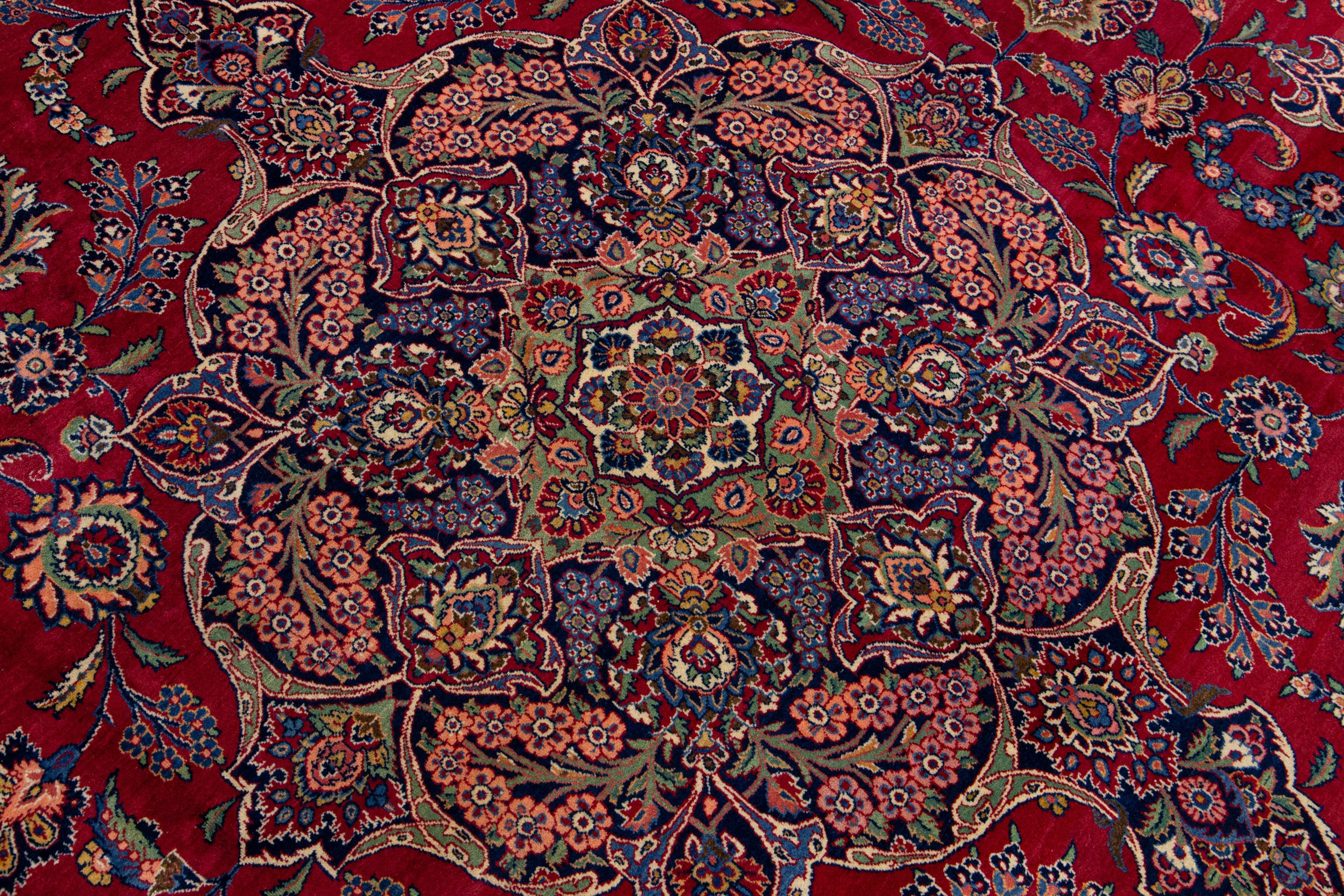Medallion Antique Persian Kashan Handmade Wool Rug in Red For Sale 1