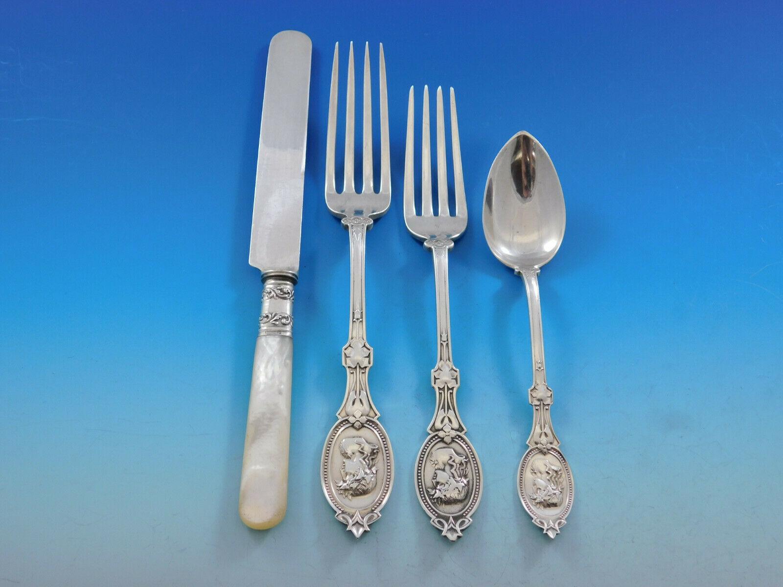 Medallion by H&S Sterling Silver Flatware Service for 12 Set 104 Pieces In Excellent Condition In Big Bend, WI