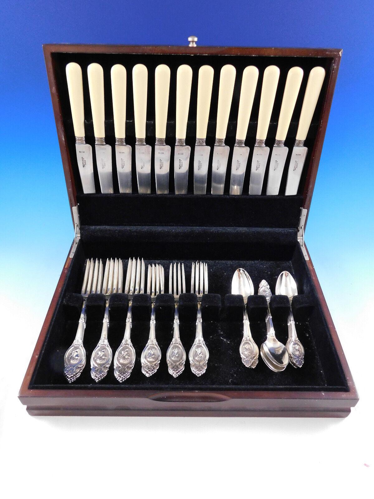 Rare Medallion by John Polhamus / Shiebler sterling Silver Flatware set - 36 pieces (plus 12 Celluloid/Bone? handle knives). This set includes:

12 Knives, celluloid/bone? with sterling ferrules, 9