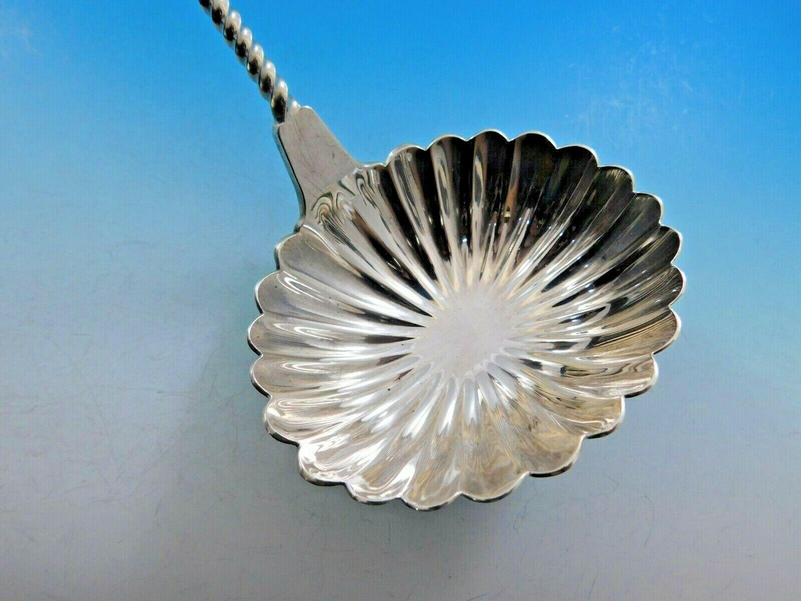 Medallion by Unknown Maker Sterling Silver Soup Ladle in Fitted Box In Excellent Condition In Big Bend, WI