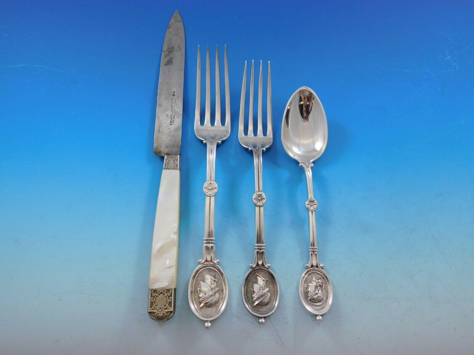 Medallion, Wendt Sterling Silver Flatware Service Dinner Set 79 Pcs with Chest In Excellent Condition In Big Bend, WI