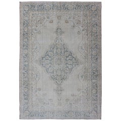 Medallion Distressed Oushak Turkey in Creme, Blautönen, Braun und Teal Blue