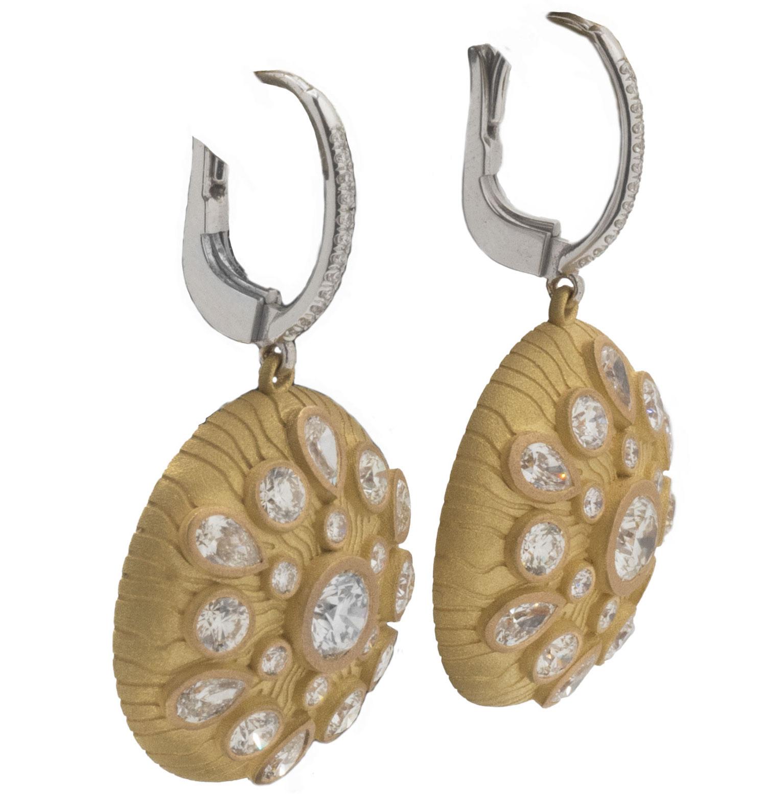 Modern Medallion Earrings with Mixed Shaped Diamonds in 18K Gold For Sale
