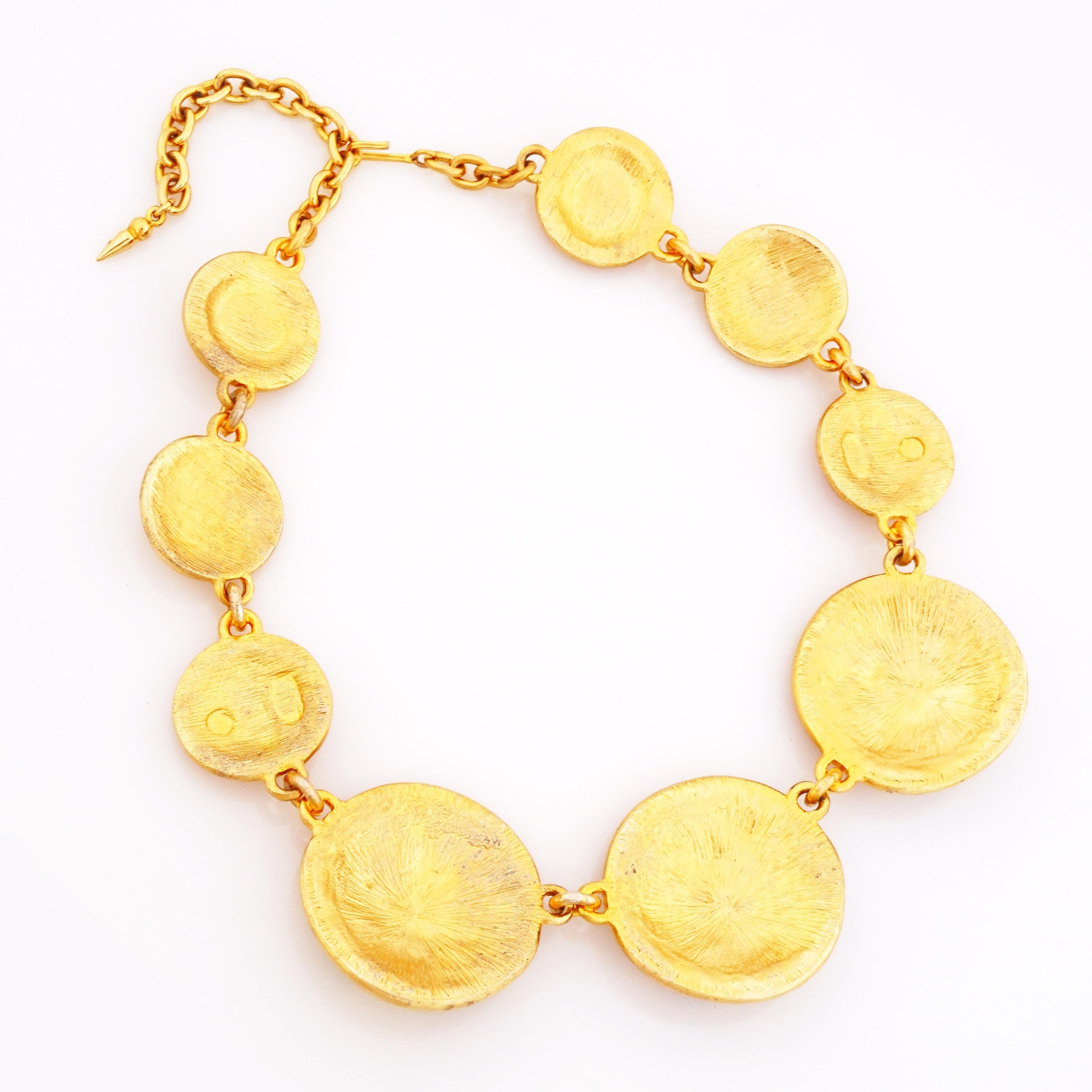 Modern Medallion Link Statement Necklace With 