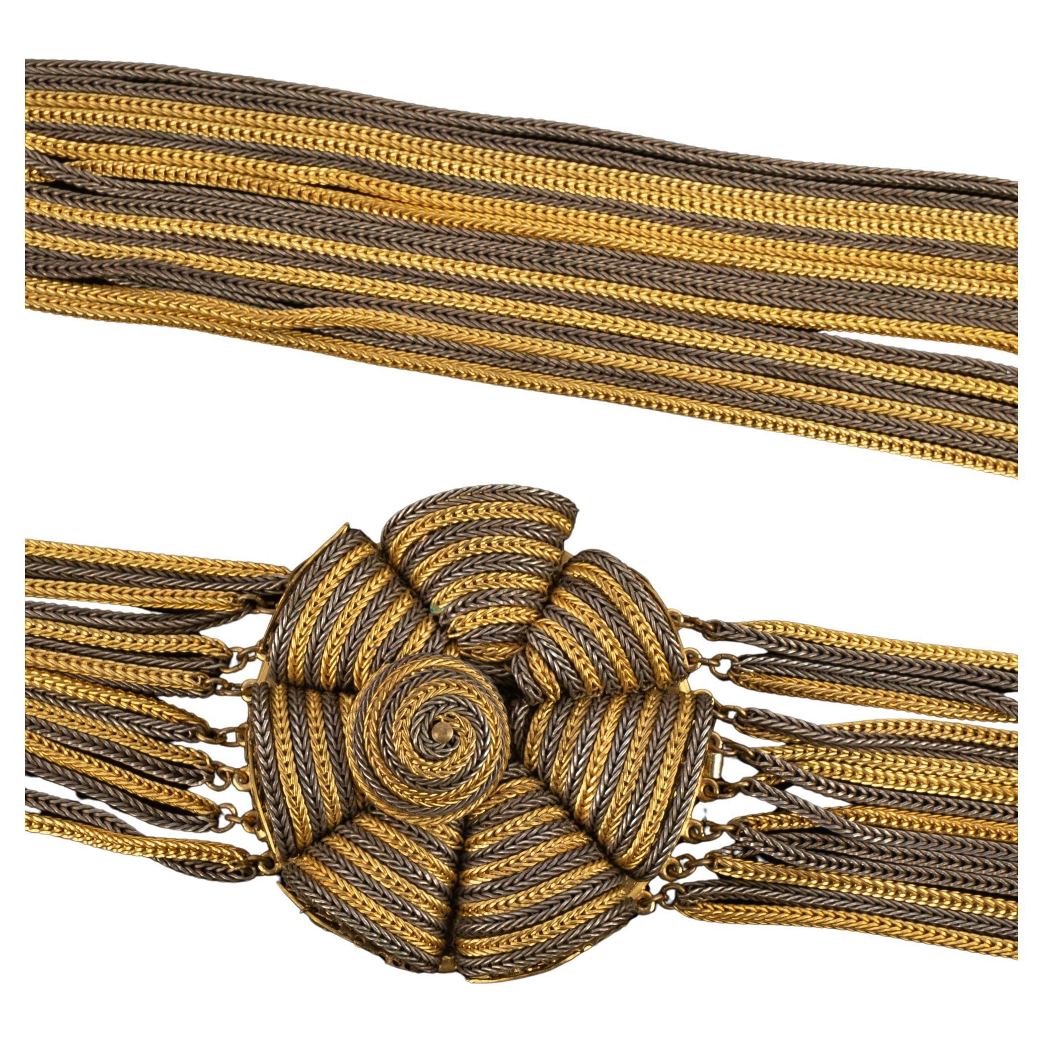 Medallion necklace For Sale