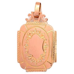 French Medallion Souvenir Holder 18 Carat Rose Gold
