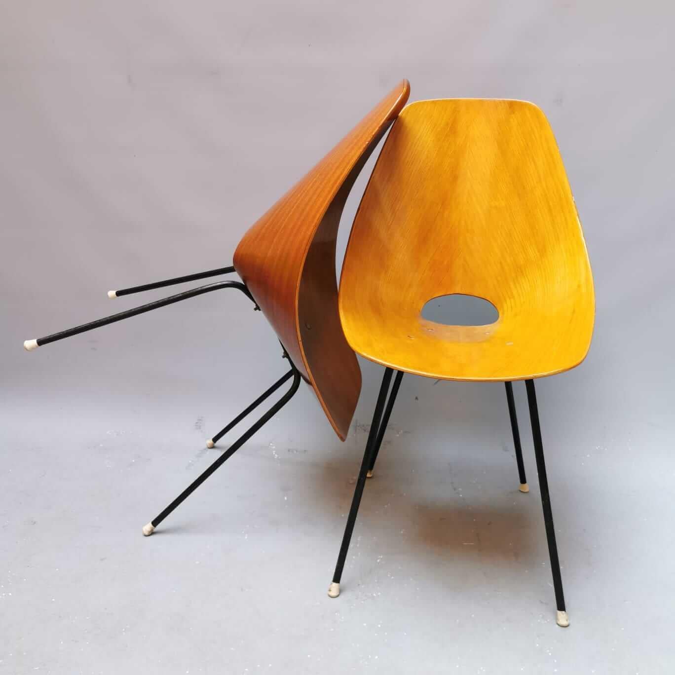Oak Midcentury Italian Medea Chair by Vittorio Nobili, Set of 2 For Sale