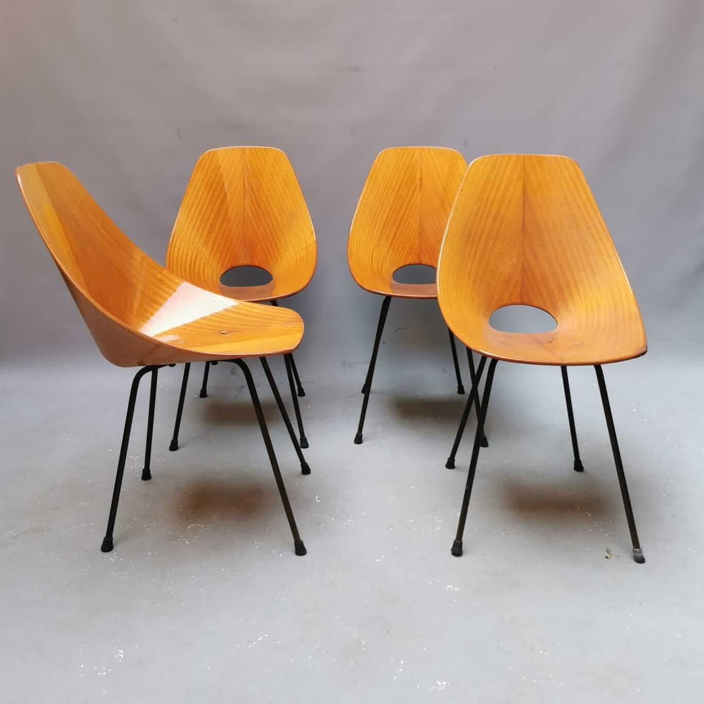 Modern Midcentury Italian Medea Chair by Vittorio Nobili, Set of 4 For Sale