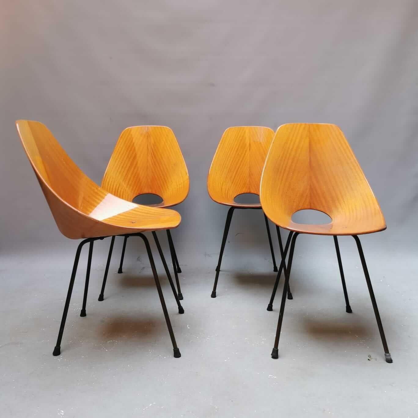Midcentury Italian Medea Chair by Vittorio Nobili, Set of 4 In Good Condition For Sale In Milano, Lombardia
