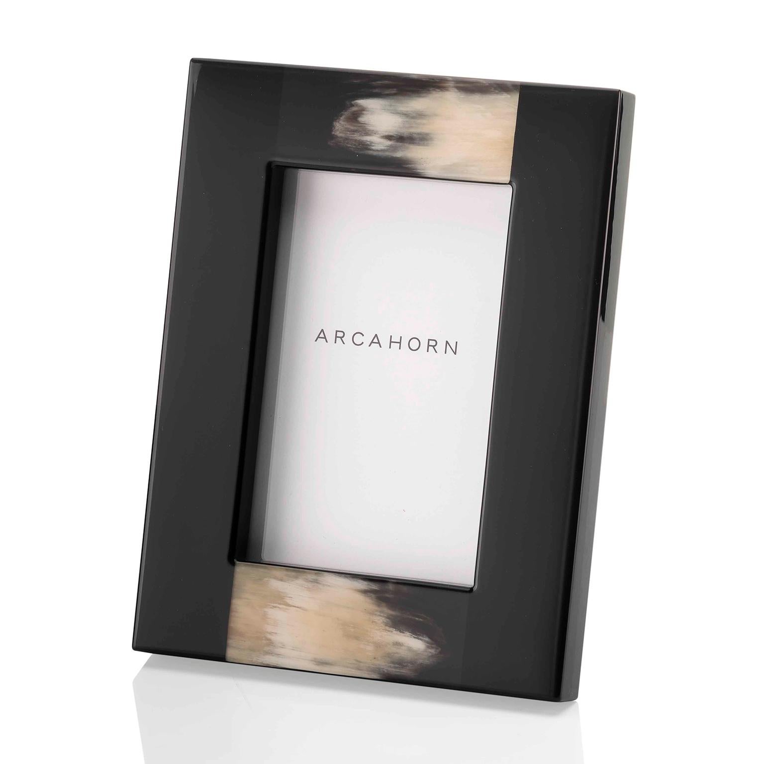 Handcrafted from wood with lacquered black gloss finish, Medea picture frame excels luxury and elegance with its detailing in Corno Italiano, whose remarkable natural nuances will lend a touch of opulence to your home or office décor. Available in