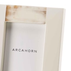 Medea Picture Frame in Horn & Lacquered Wood with Ivory Gloss by Arcahorn
