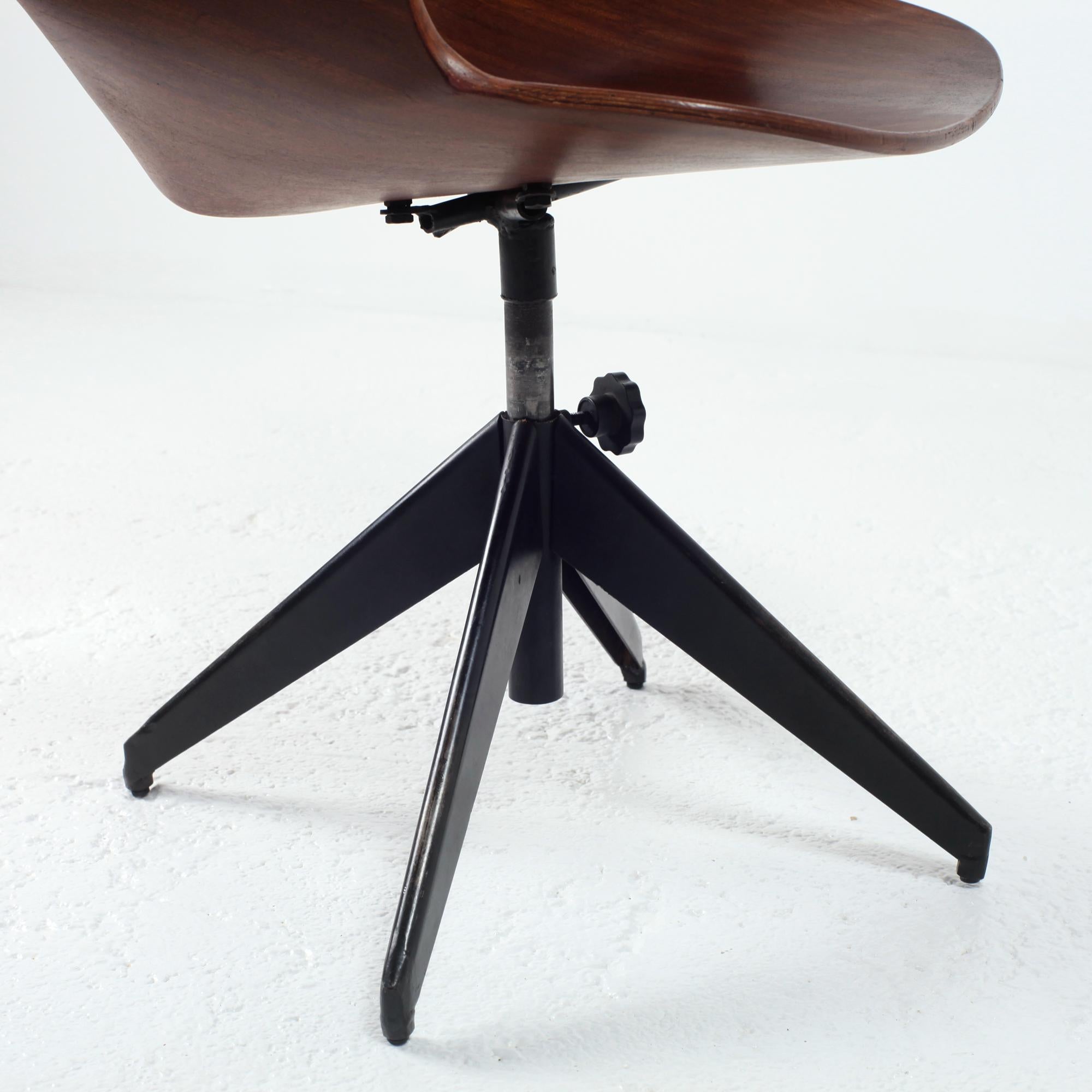 Medea Swivel Desk Chair by Vittorio Nobili 6