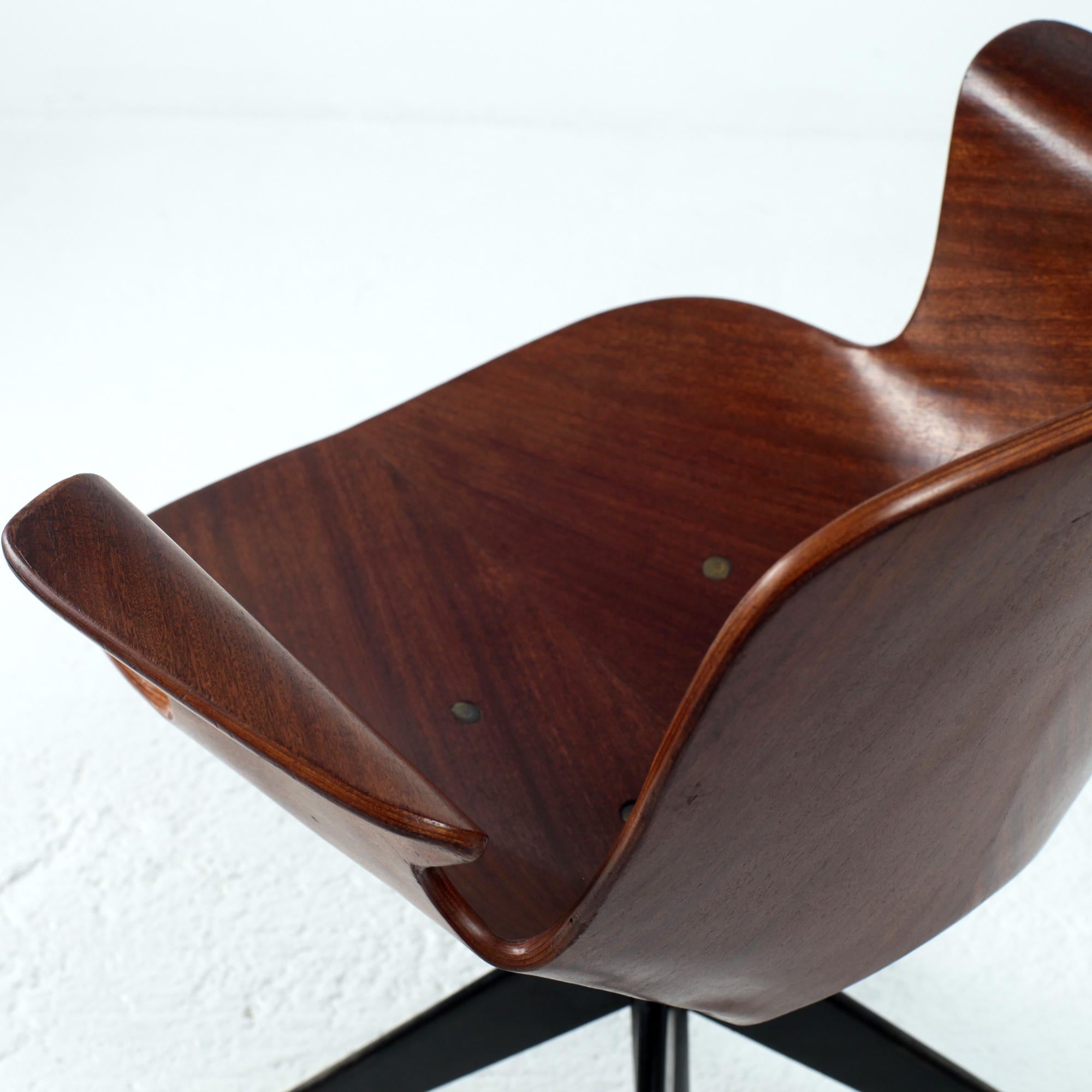 Medea Swivel Desk Chair by Vittorio Nobili 9