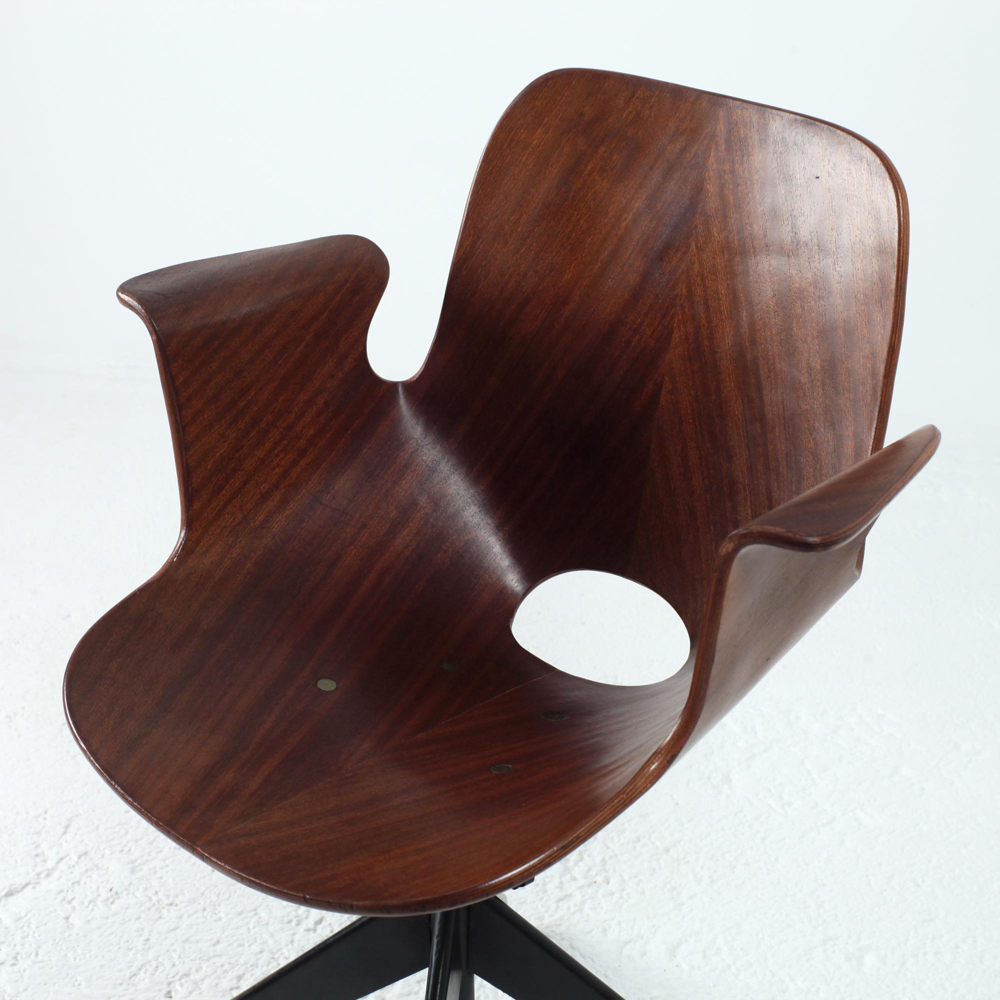 Medea Swivel Desk Chair by Vittorio Nobili 12