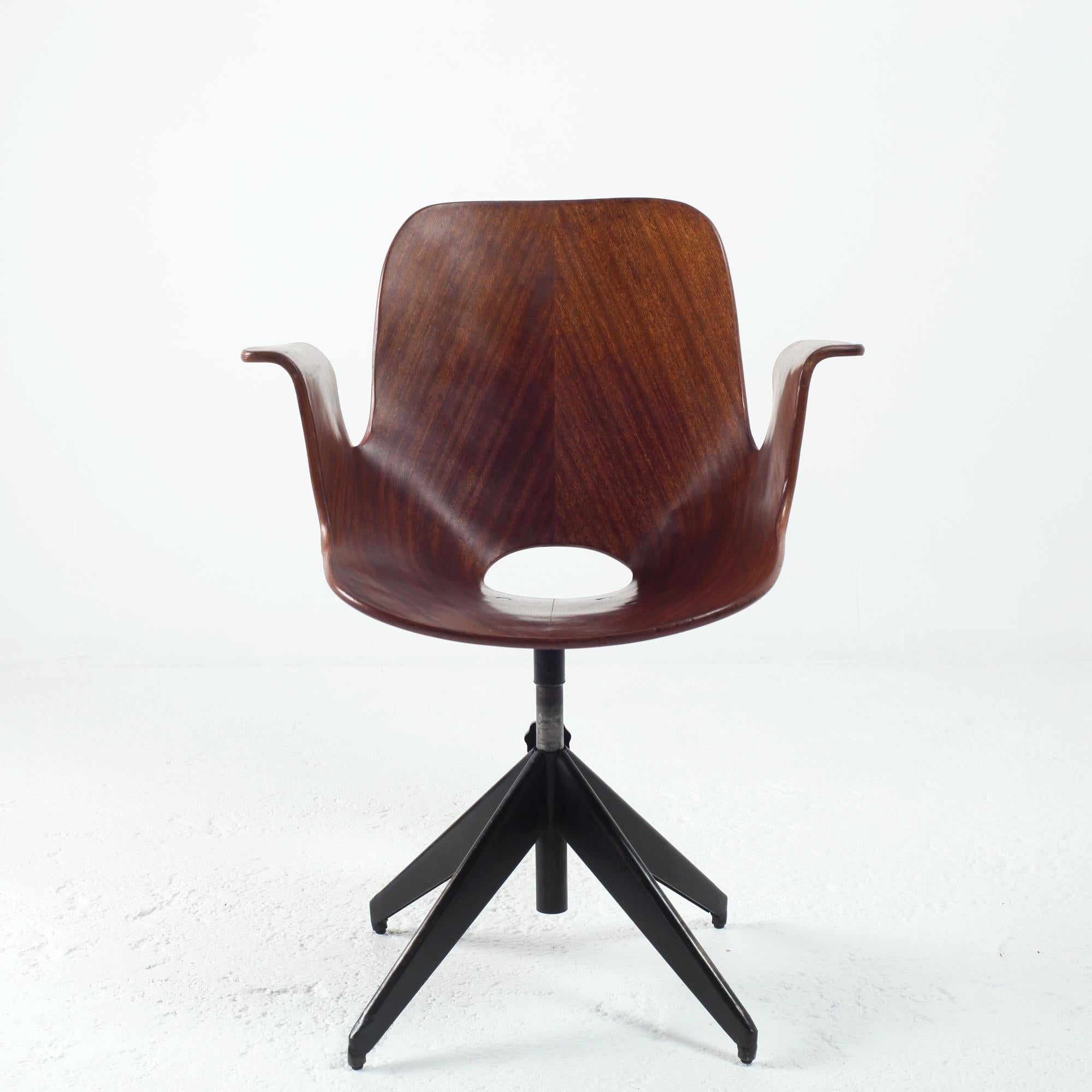 Mid-Century Modern Medea Swivel Desk Chair by Vittorio Nobili