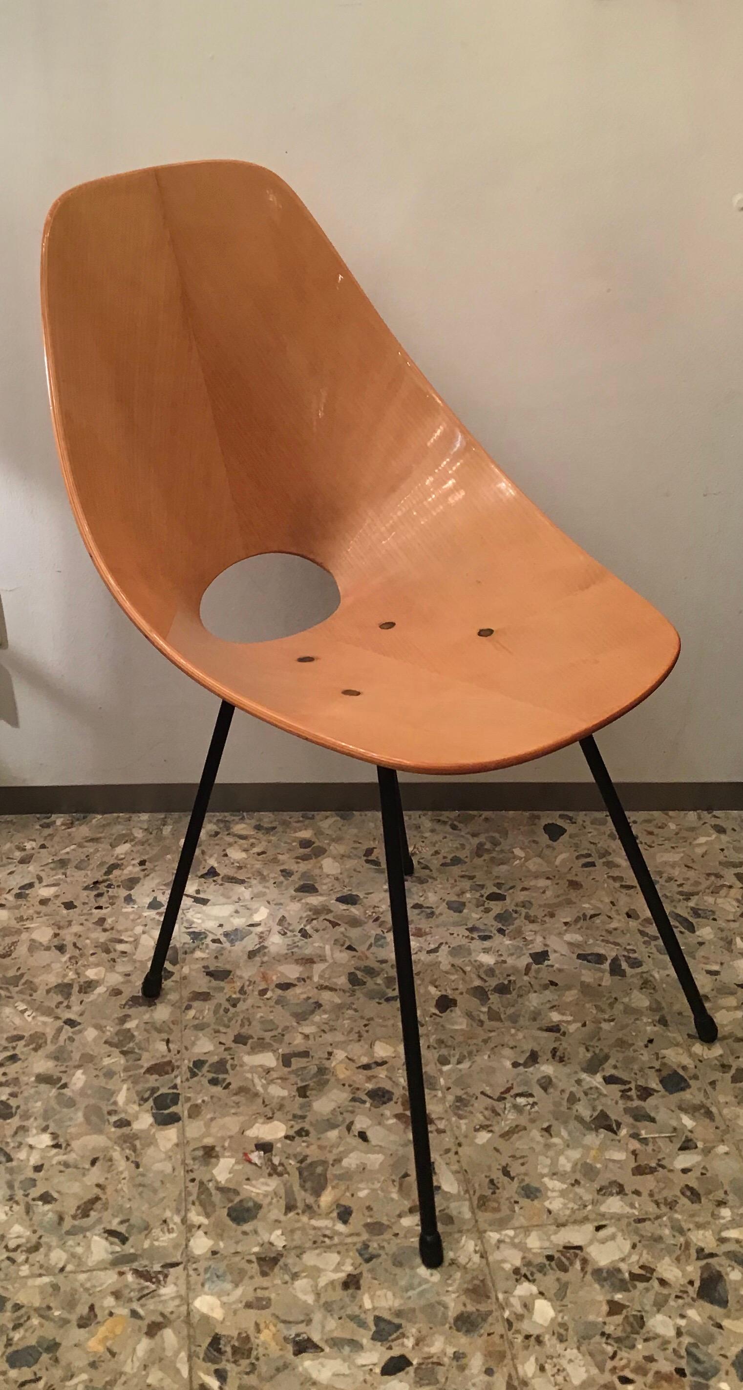 Medea Vittorio Nobili “Fratelli Tagliabue “Chairs Wood Iron, 1950, Italy In Good Condition In Milano, IT