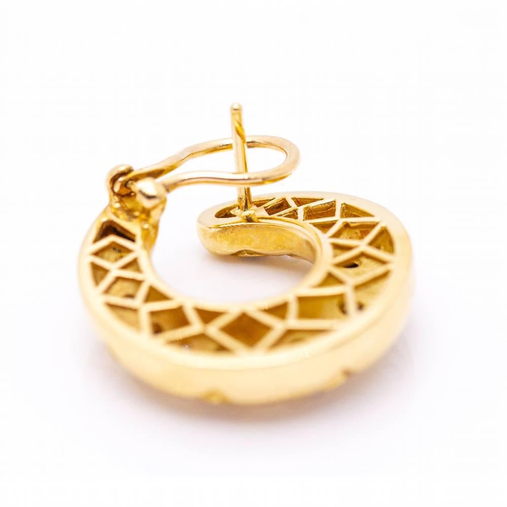 Women's MEDIALUNA earrings in gold and diamonds. For Sale