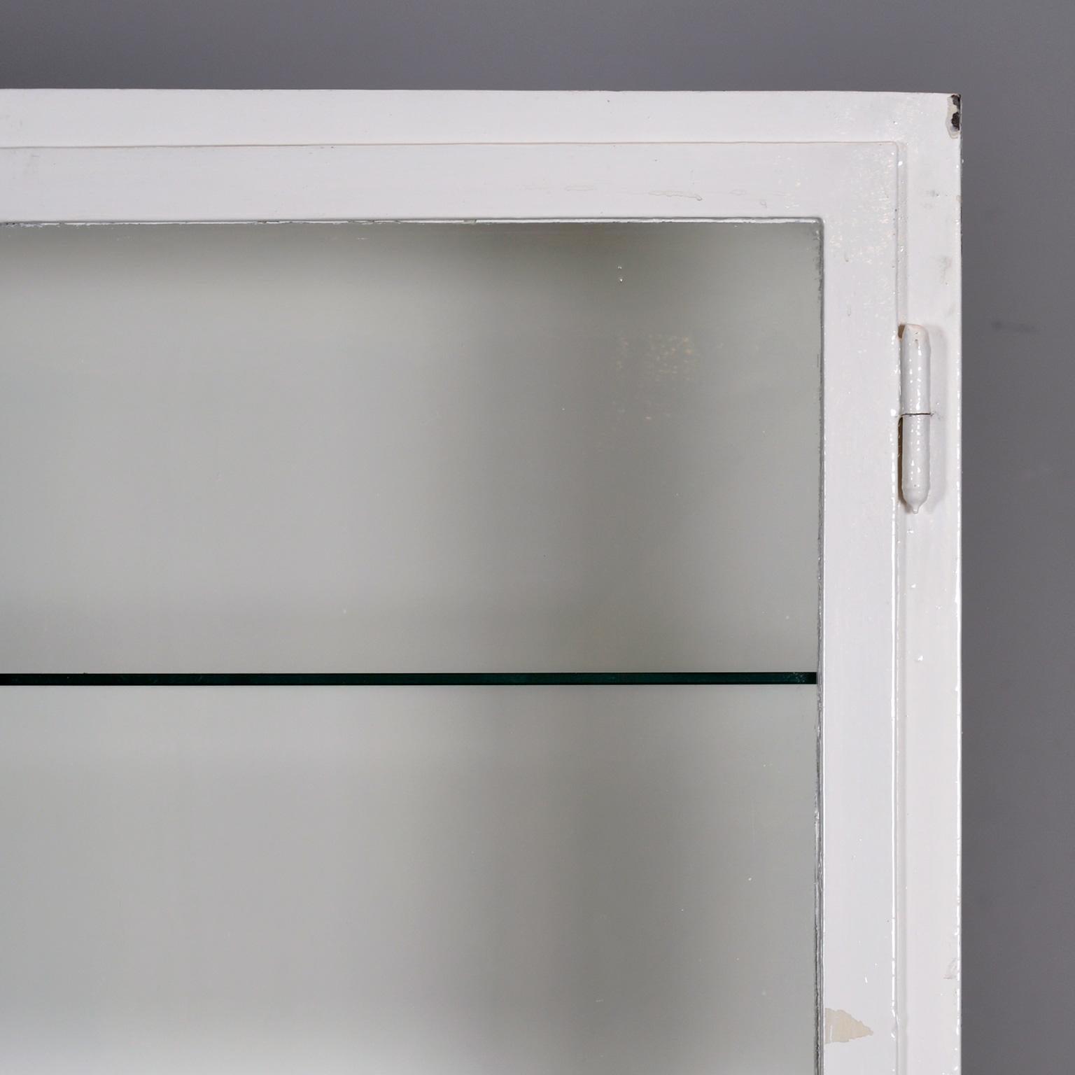 Medical cabinet, 1930’s 3