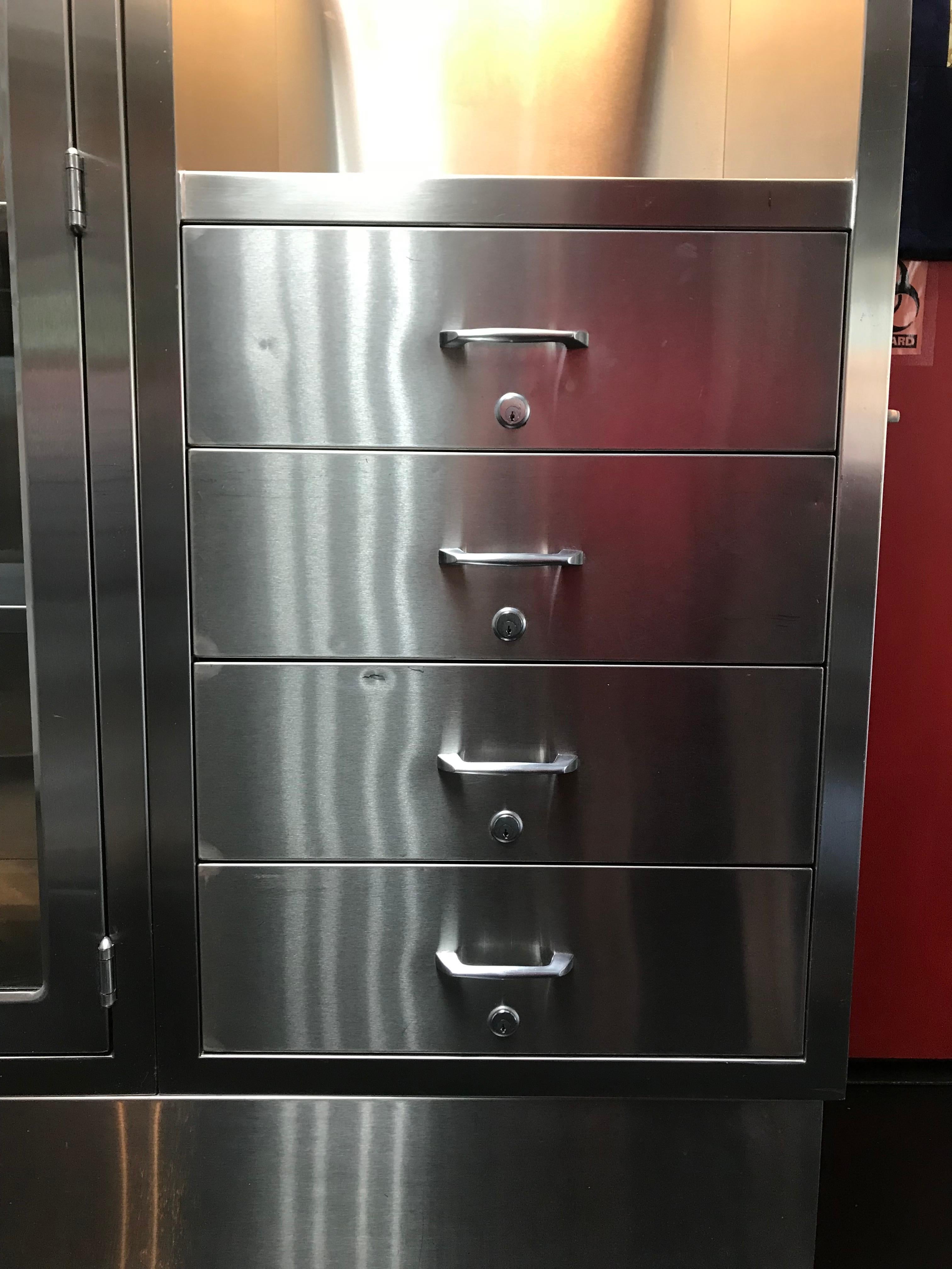 Medical Cabinet of Stainless Steel and Glass Panels with Adjustable Shelves In Good Condition In Madison, WI