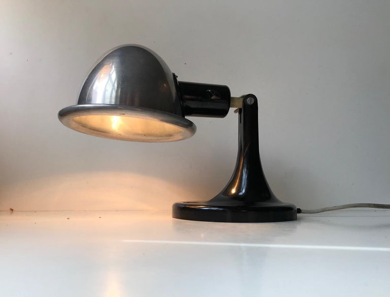 Medical DDR Table Lamp in Bakelite and Aluminium, circa 1940 For Sale at  1stDibs | ddr lamp