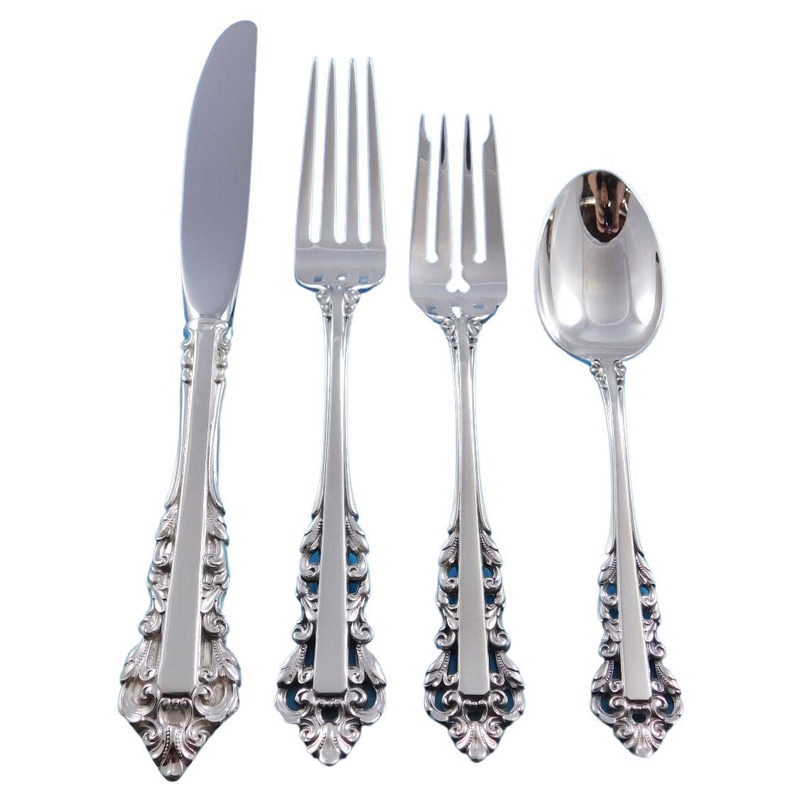 Medici by Gorham (1971) Sterling Silver Flatware Set for 8 Service 32 pieces For Sale