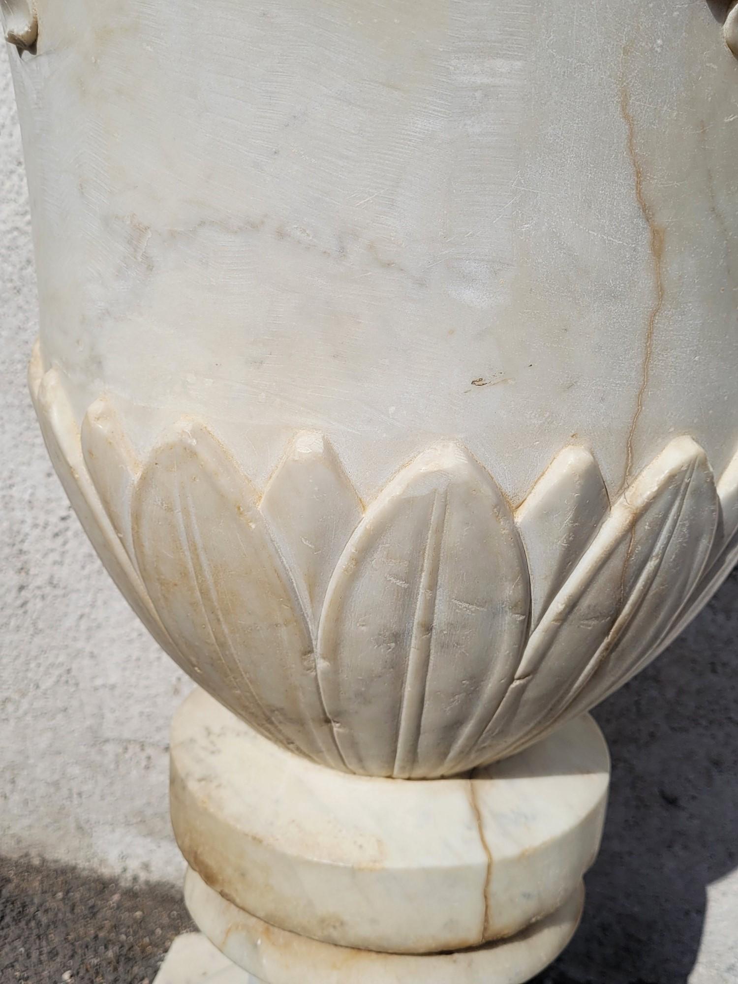 Marbre Vase « Medici » en marbre, fin du 19ème siècle