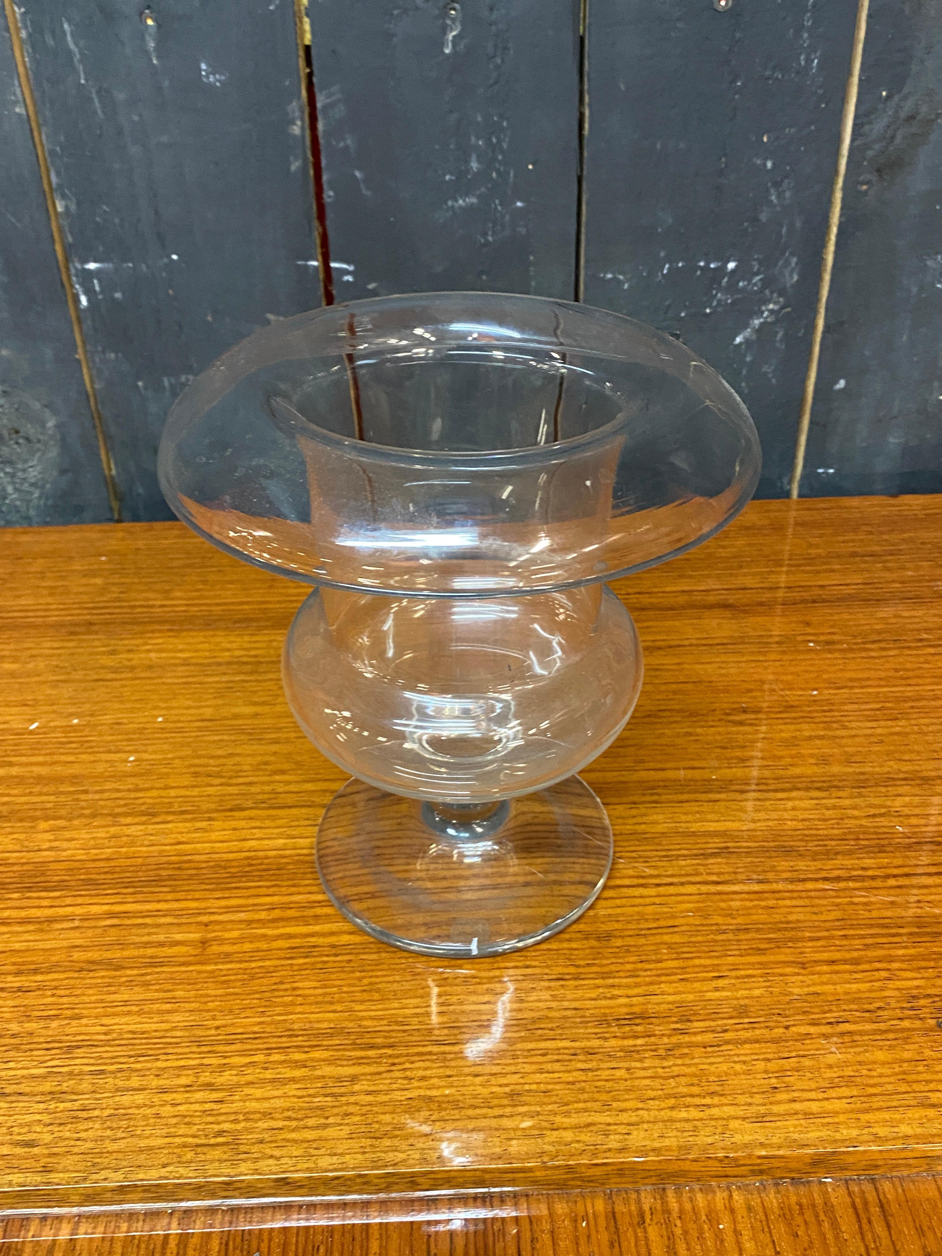 
Vaso in vetro a forma di medico, circa 1950