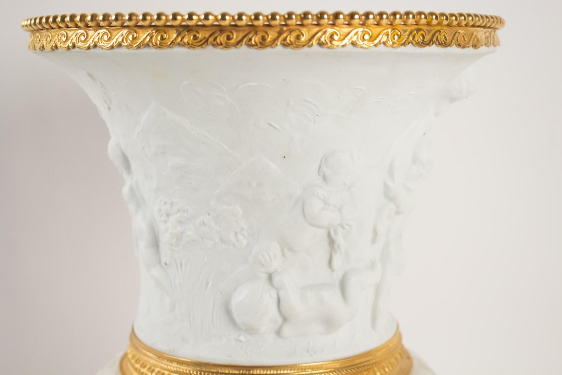 Napoleon III Medici Vase in Biscuit and Gilt Bronze, Early 20th Century Louis XVI Style