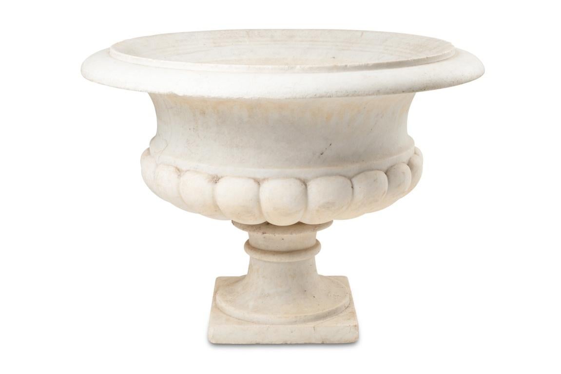French Medicis marble vase with gaudronnée body and flared neck. Circa 1880 For Sale