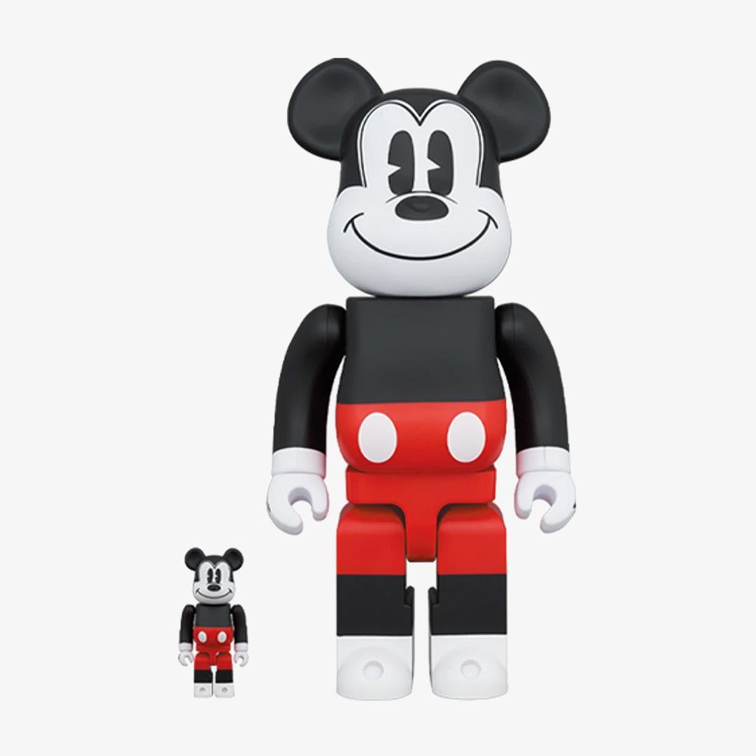100%/400% Bearbrick Mickey Mouse (R&W 2020 Ver.) - Sculpture by MedicomToy