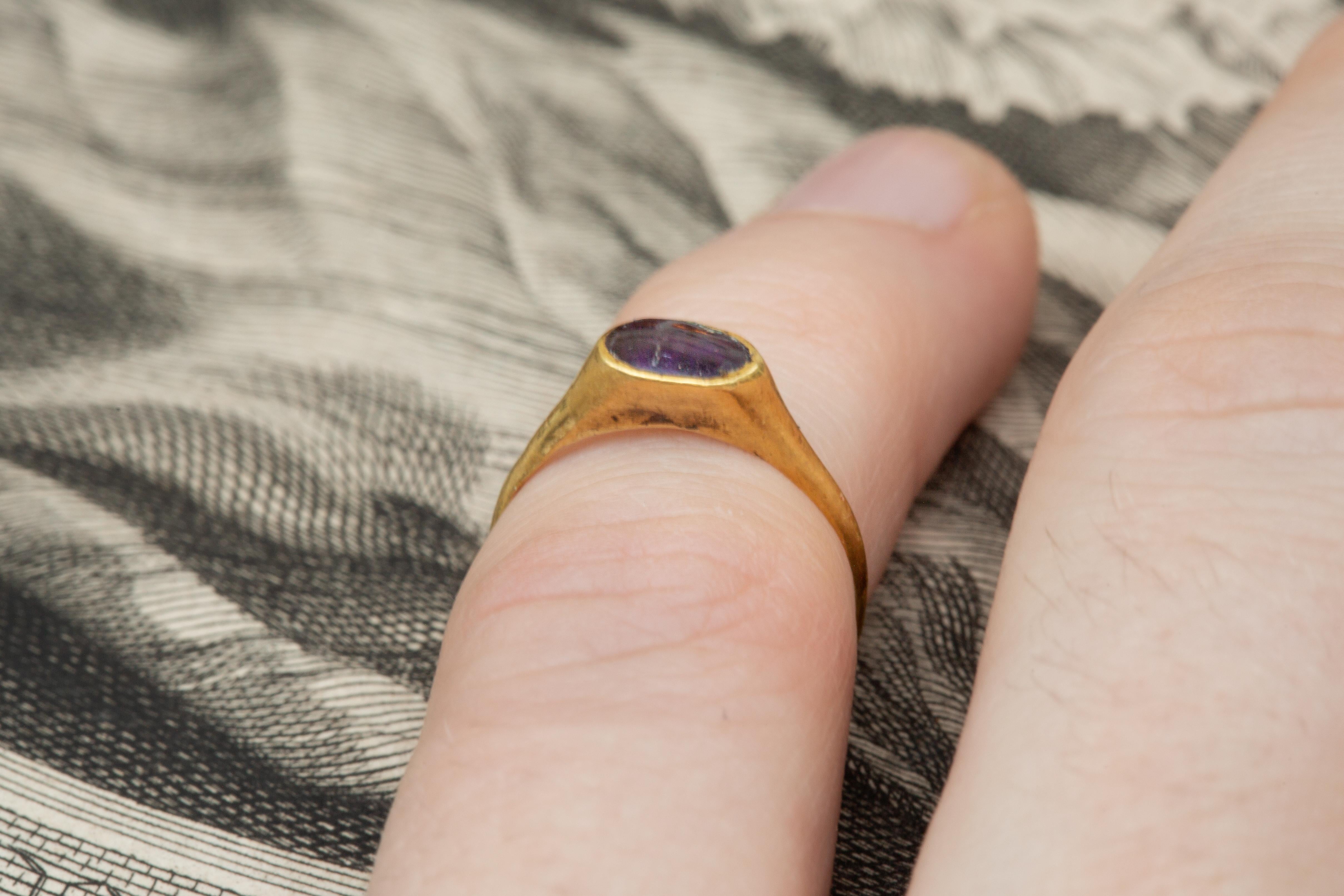 Medieval 14th Century Amethyst Gold Stirrup Ring Amuletic Magical Small Ring 4