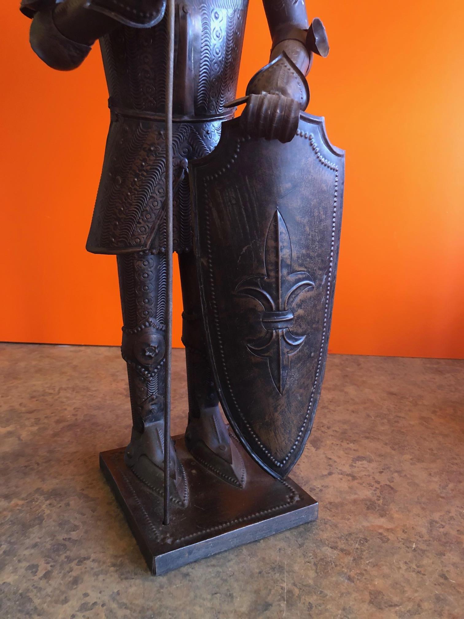Medieval Armoured Knight Statue 2