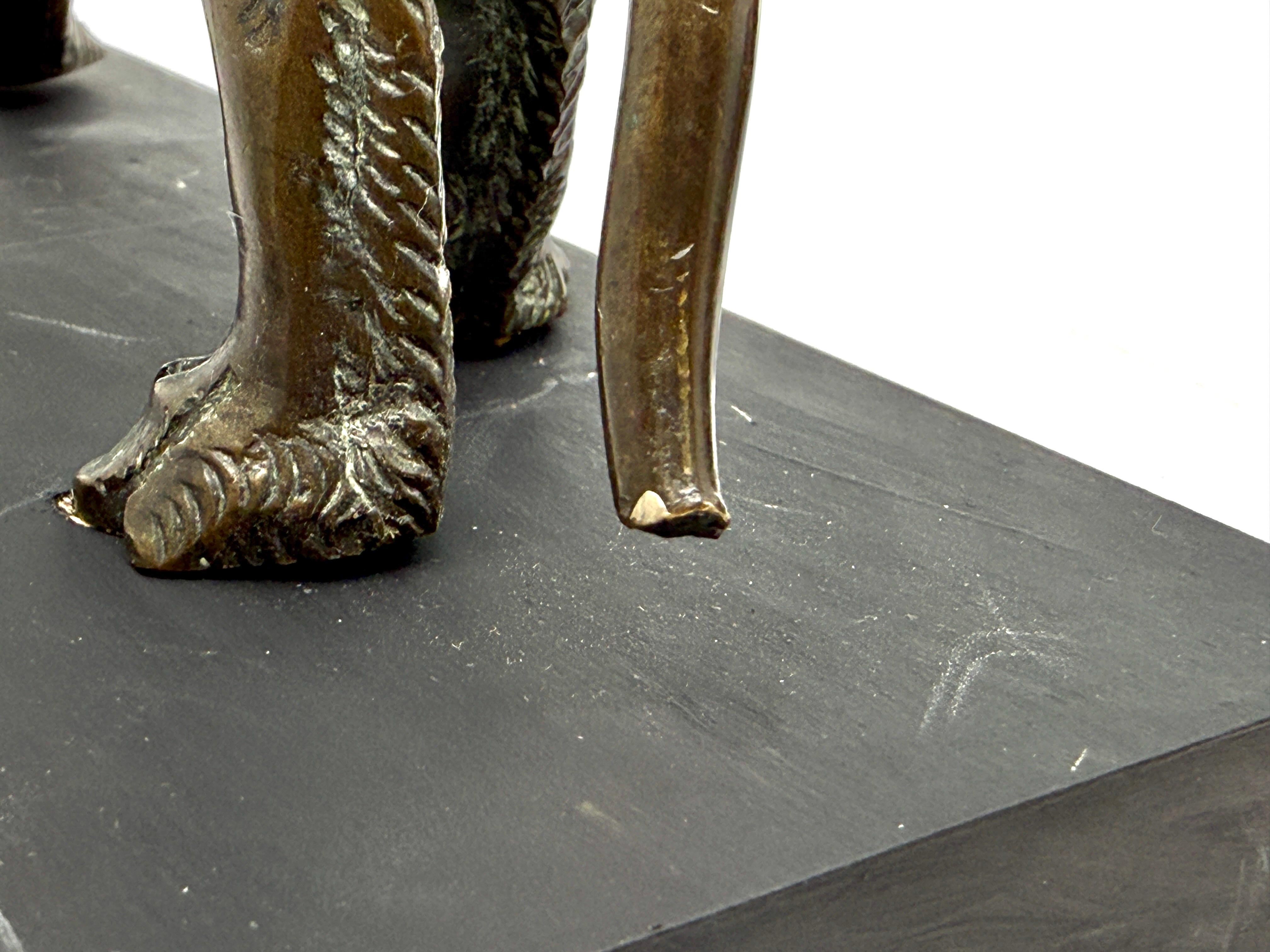 Medieval Bronze Sculpture of a Lion in vendita 13