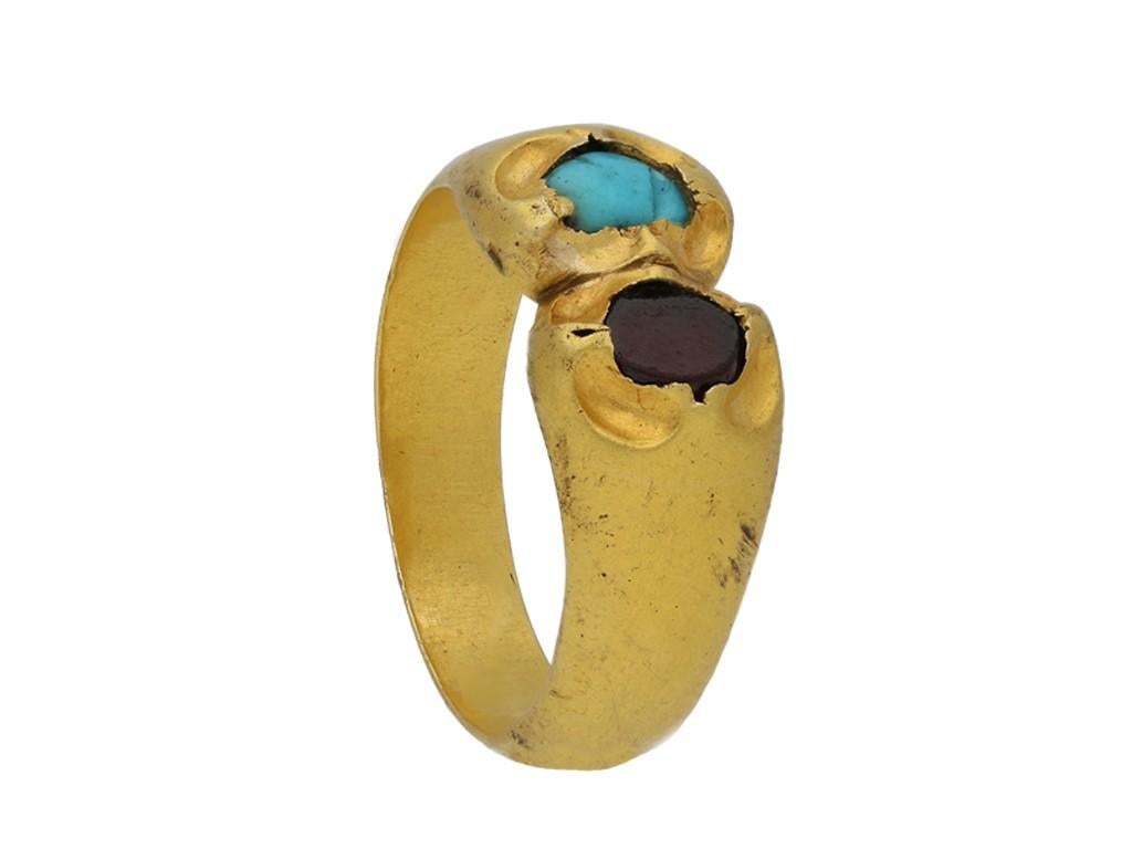 Round Cut Medieval Garnet and Turquoise Finger Ring, circa 1250-1450 AD For Sale