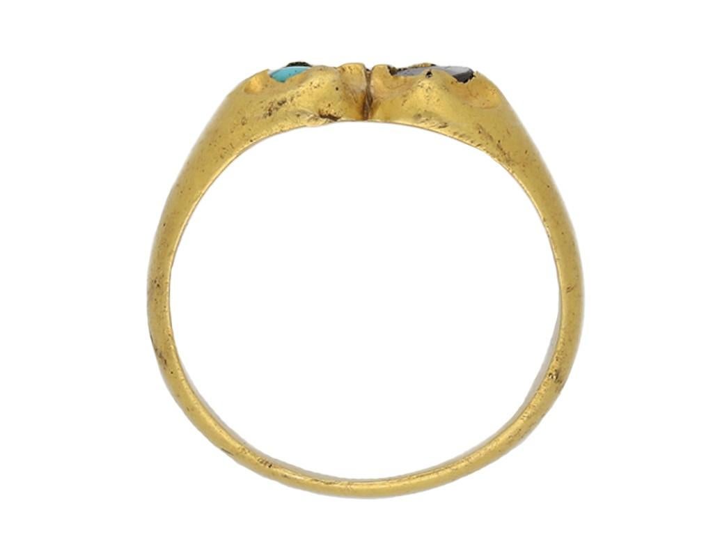 Medieval Garnet and Turquoise Finger Ring, circa 1250-1450 AD In Good Condition For Sale In London, GB
